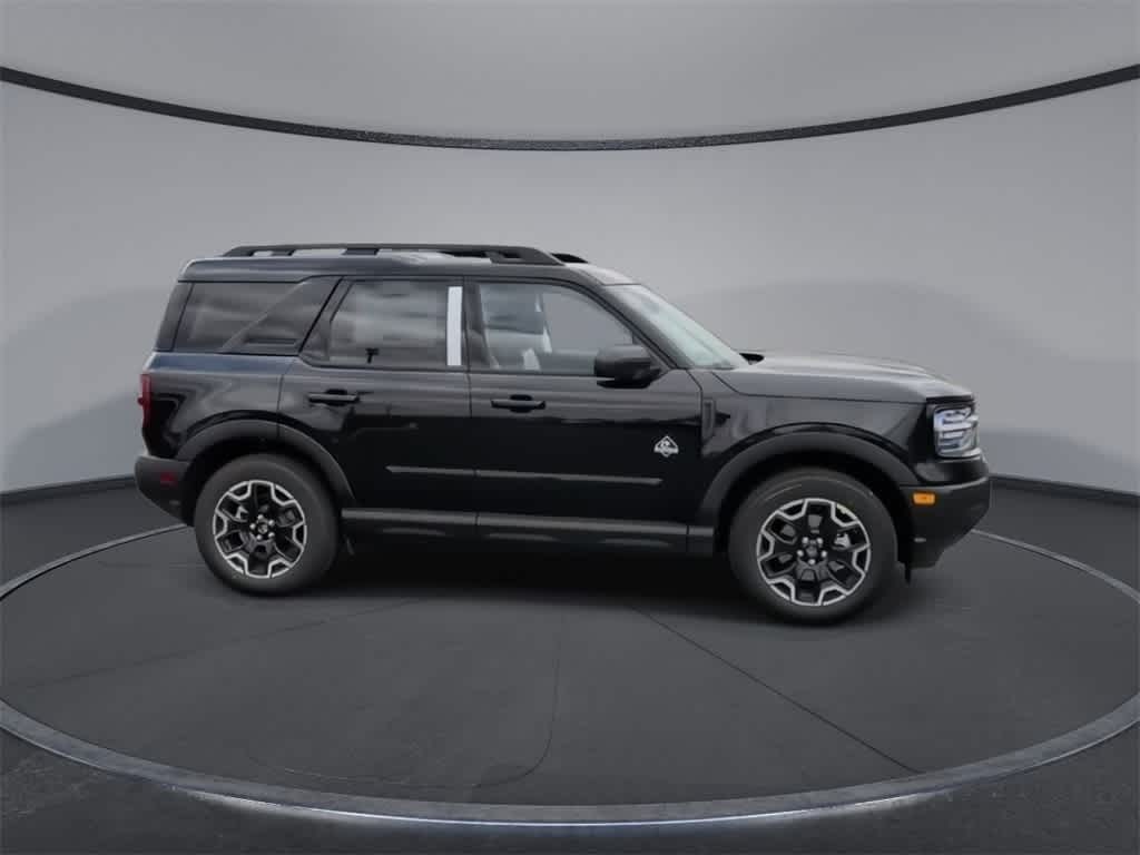 Thumbnail: 2025 Ford Bronco Sport - 9