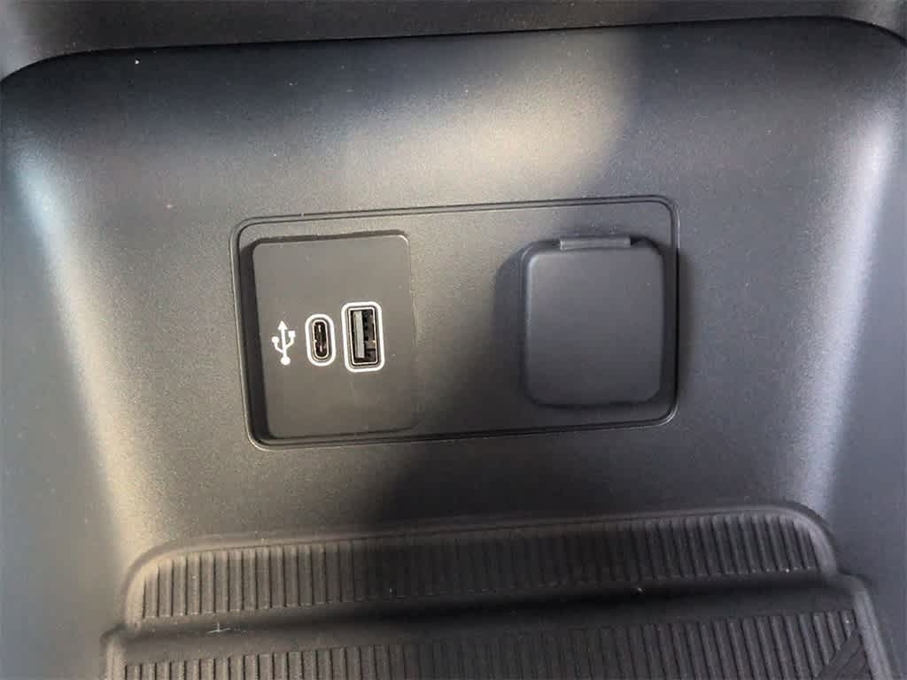 Thumbnail: 2026 Ford Explorer - 32