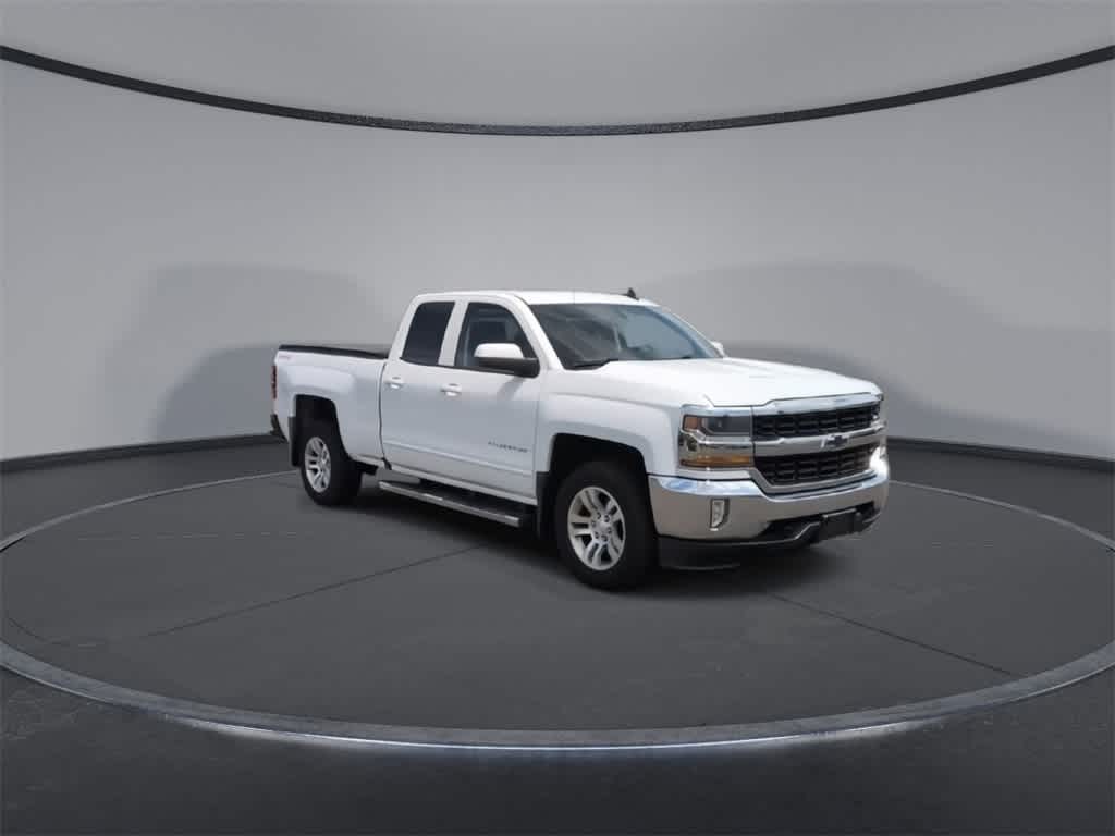 Thumbnail: 2017 Chevrolet Silverado 1500 - 2