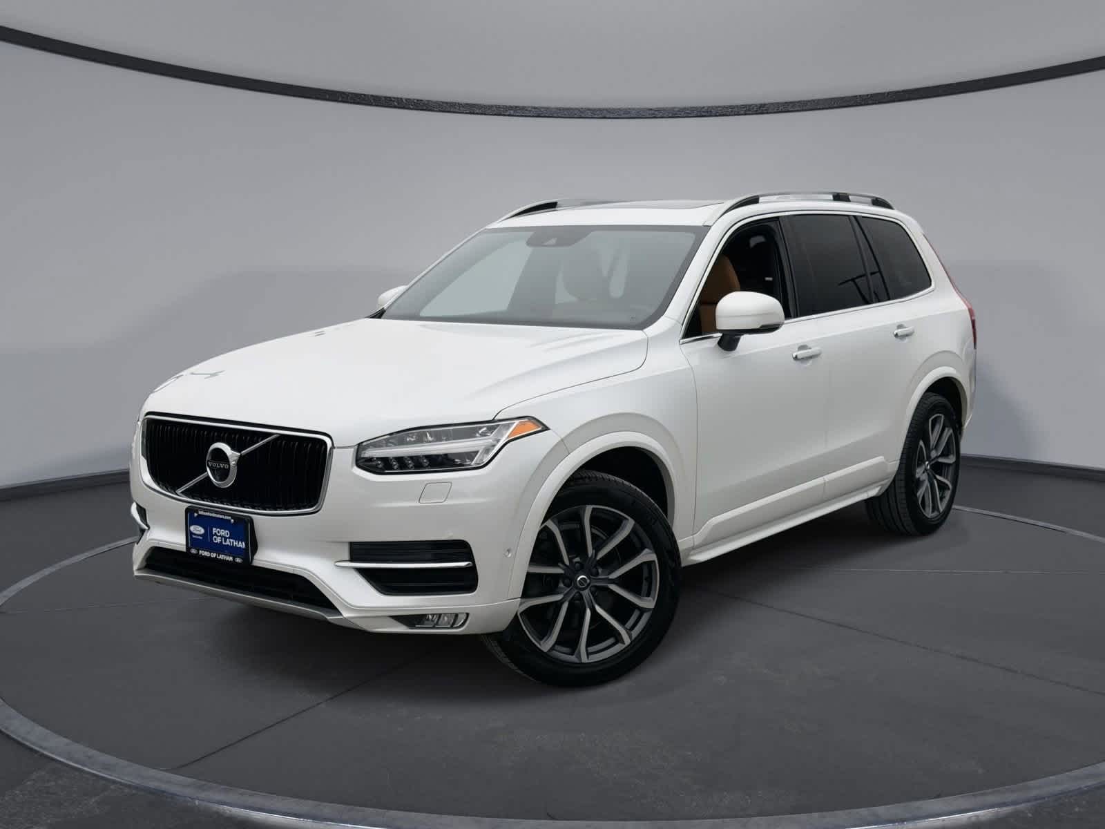 2018 Volvo XC90 T6 Momentum -
                  Latham, NY