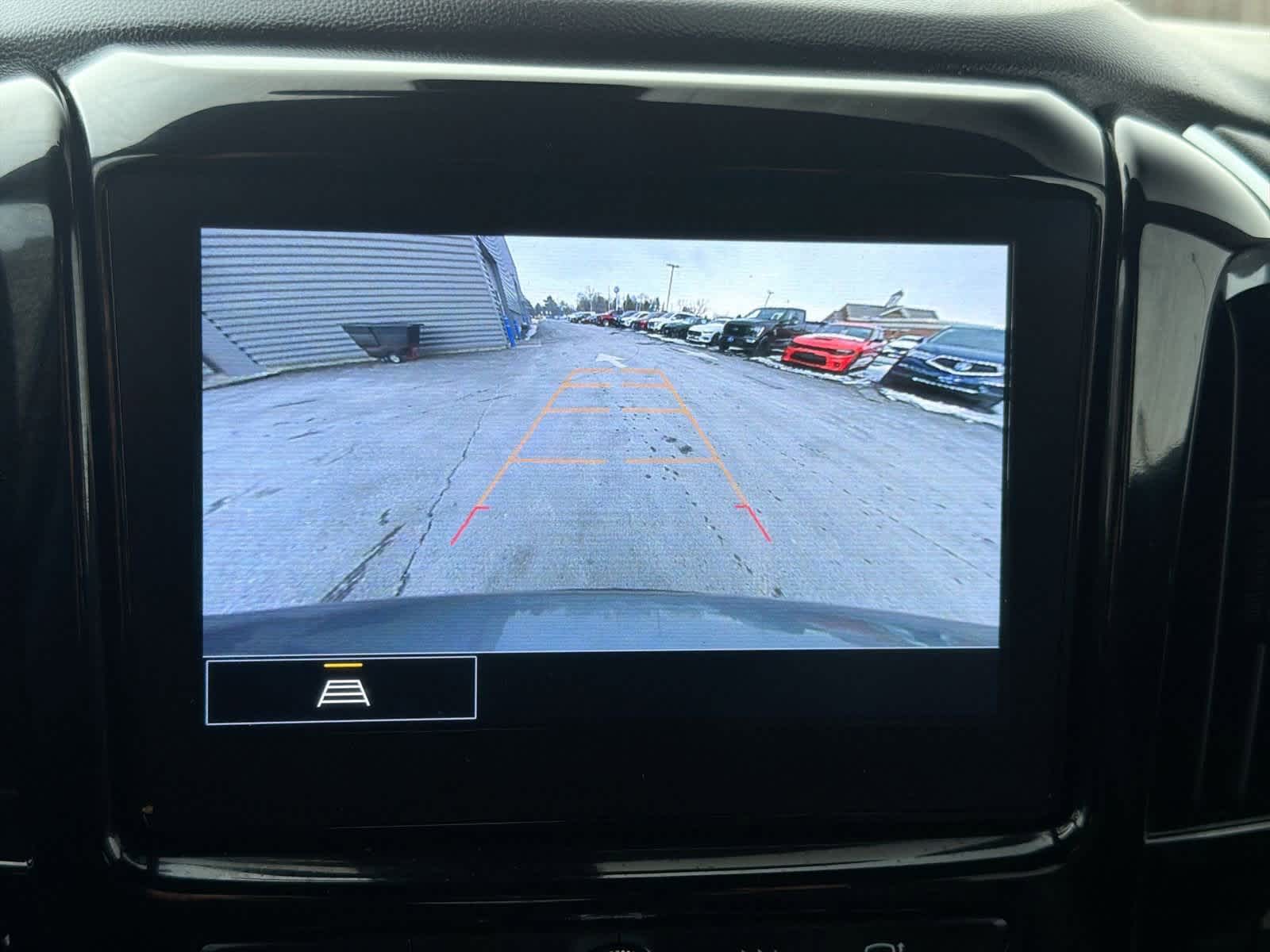 Thumbnail: 2023 Chevrolet Traverse - 29