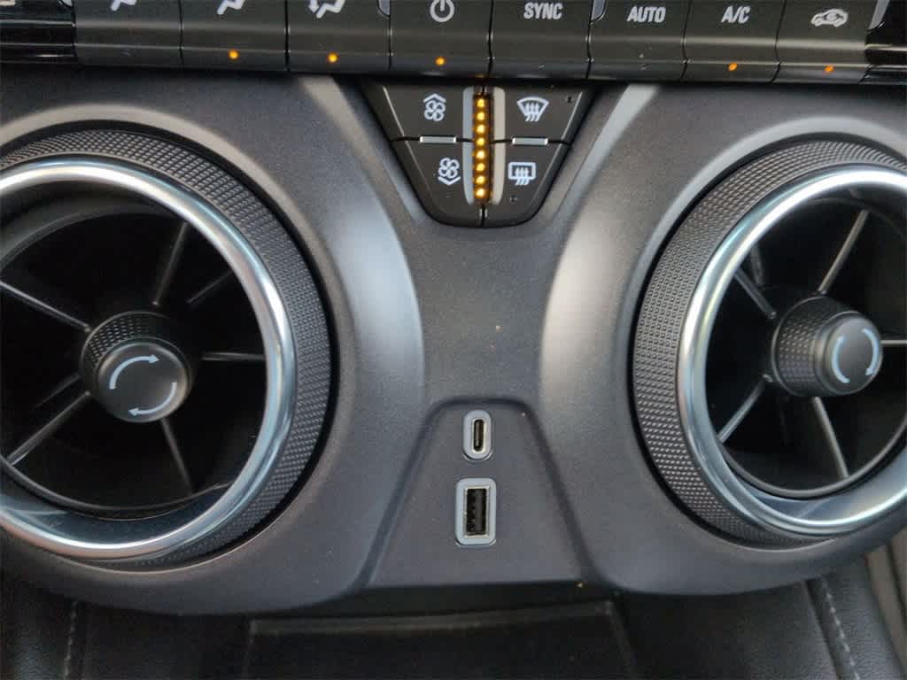 Thumbnail: 2022 Chevrolet Blazer - 31