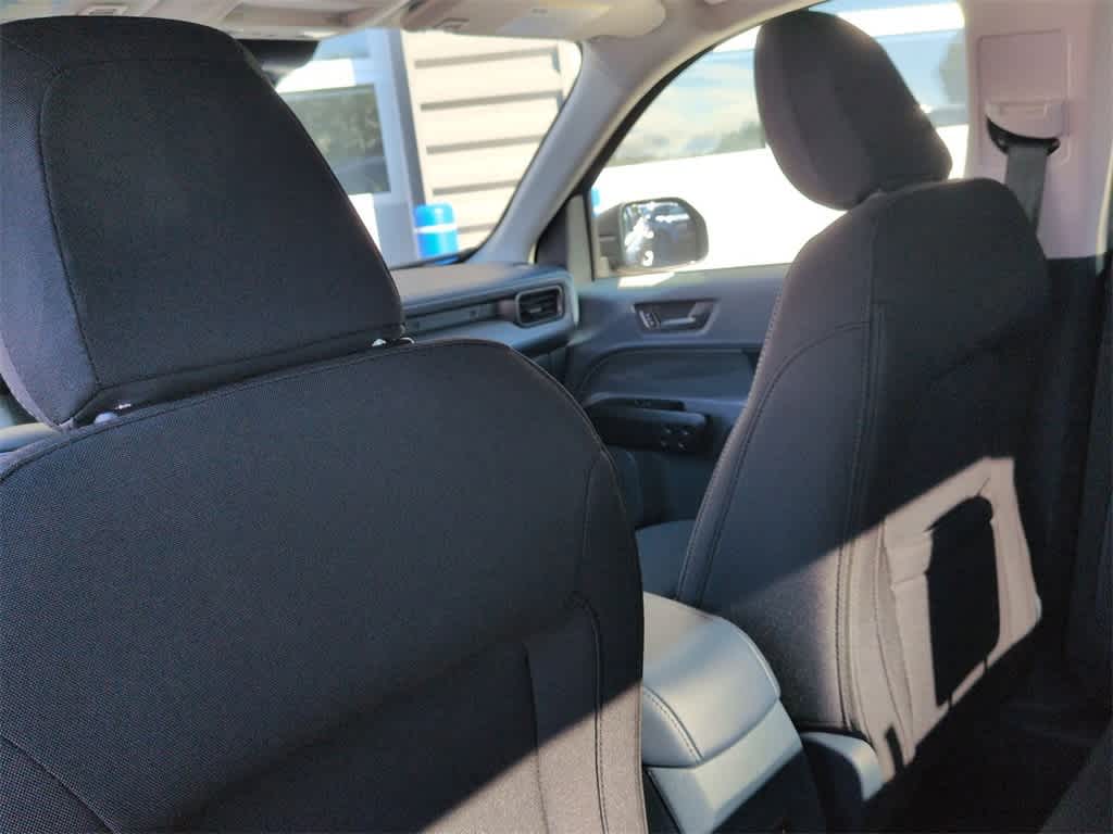 Thumbnail: 2025 Ford Maverick - 19