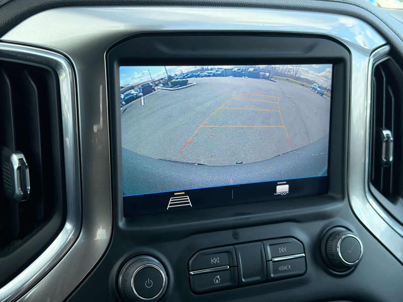 Thumbnail: 2022 Chevrolet Silverado 1500 - 29