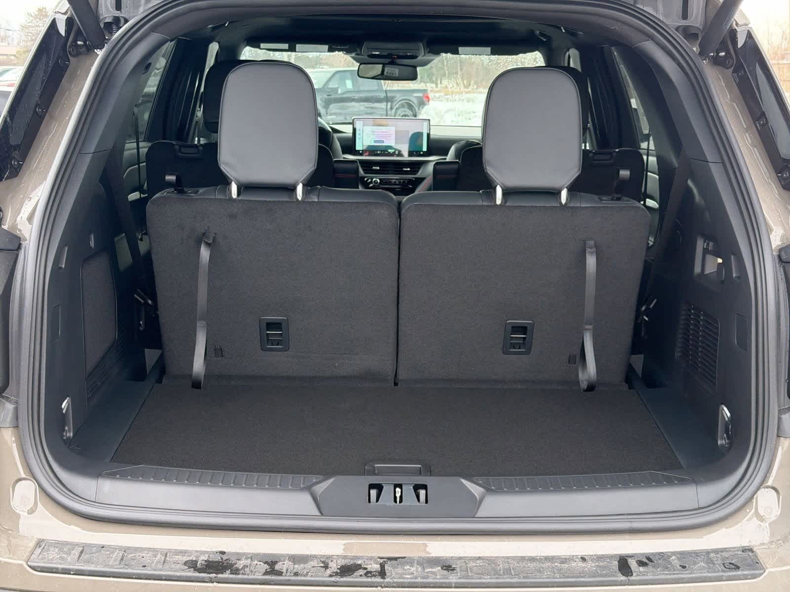 Thumbnail: 2026 Ford Explorer - 37