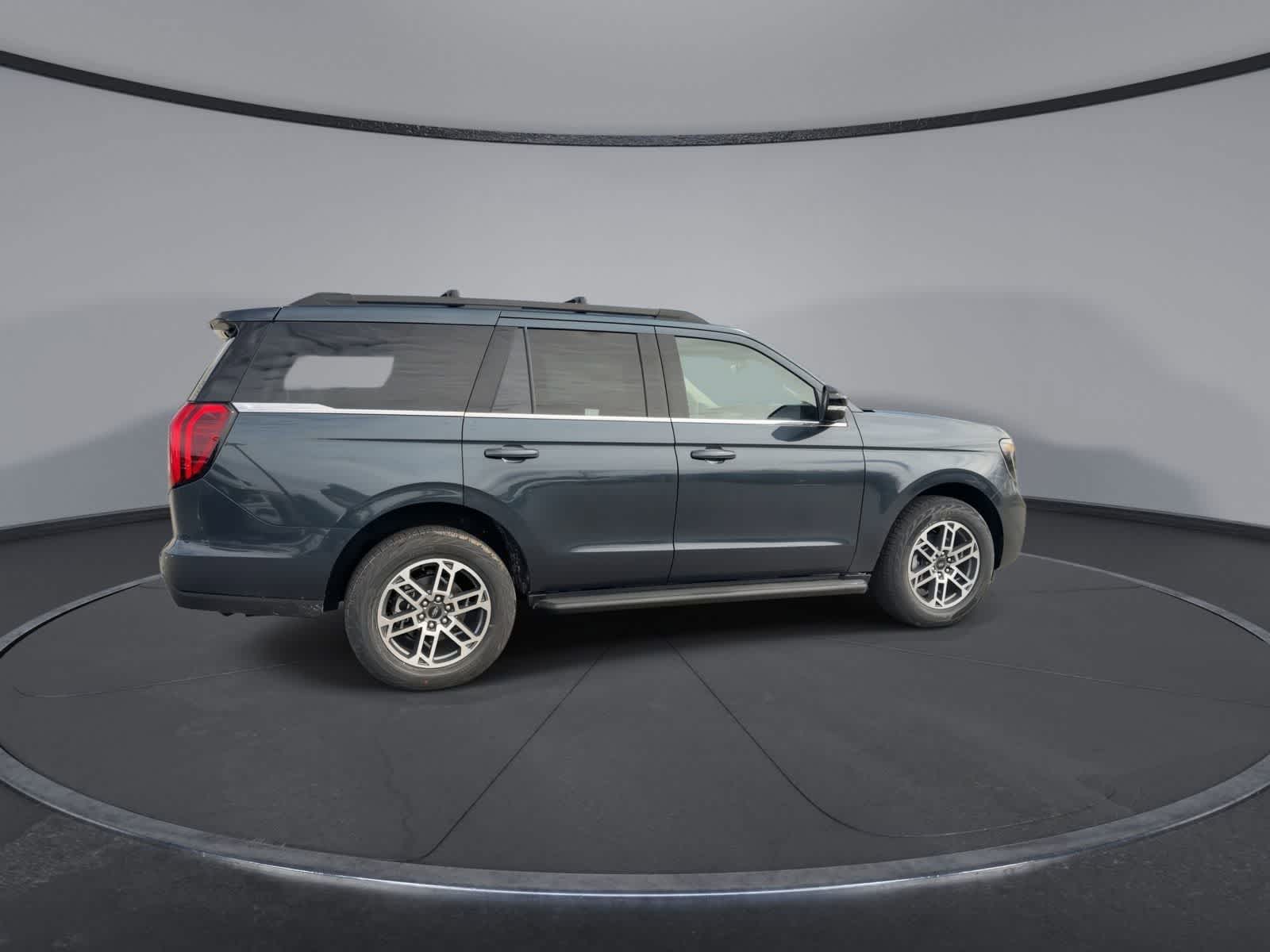 Thumbnail: 2026 Ford Expedition - 9