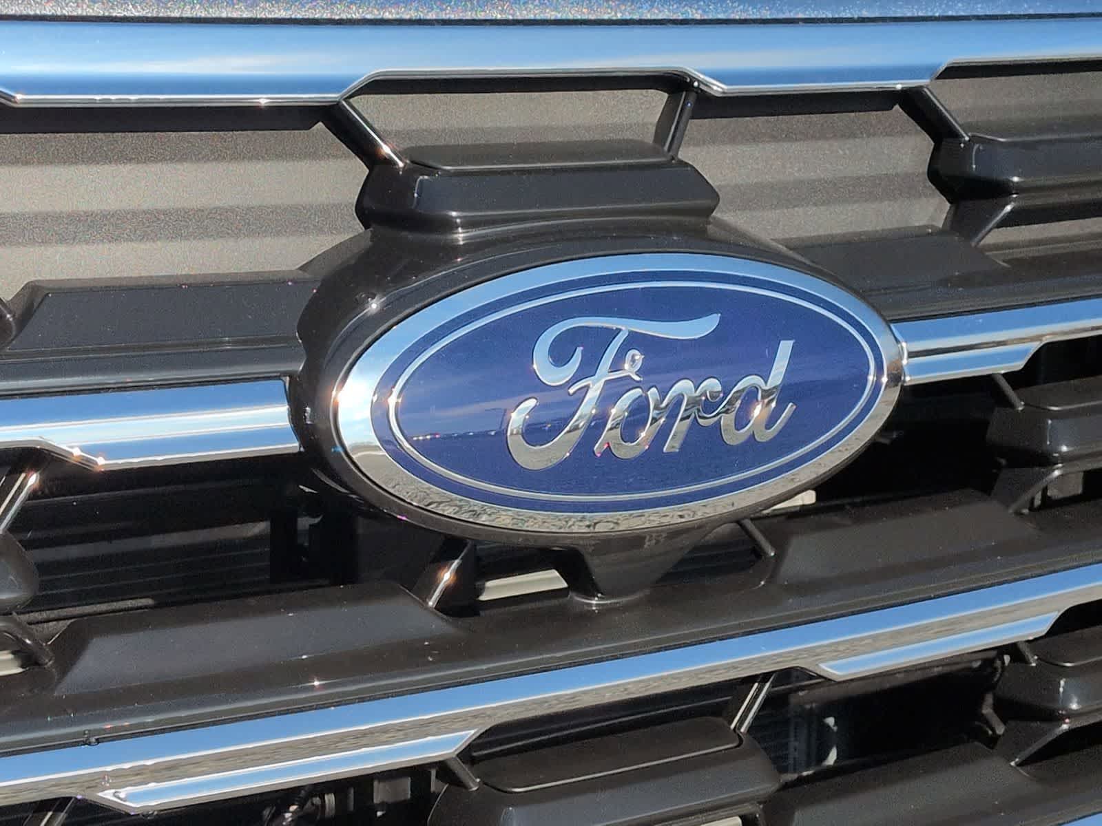 Thumbnail: 2026 Ford Explorer - 12