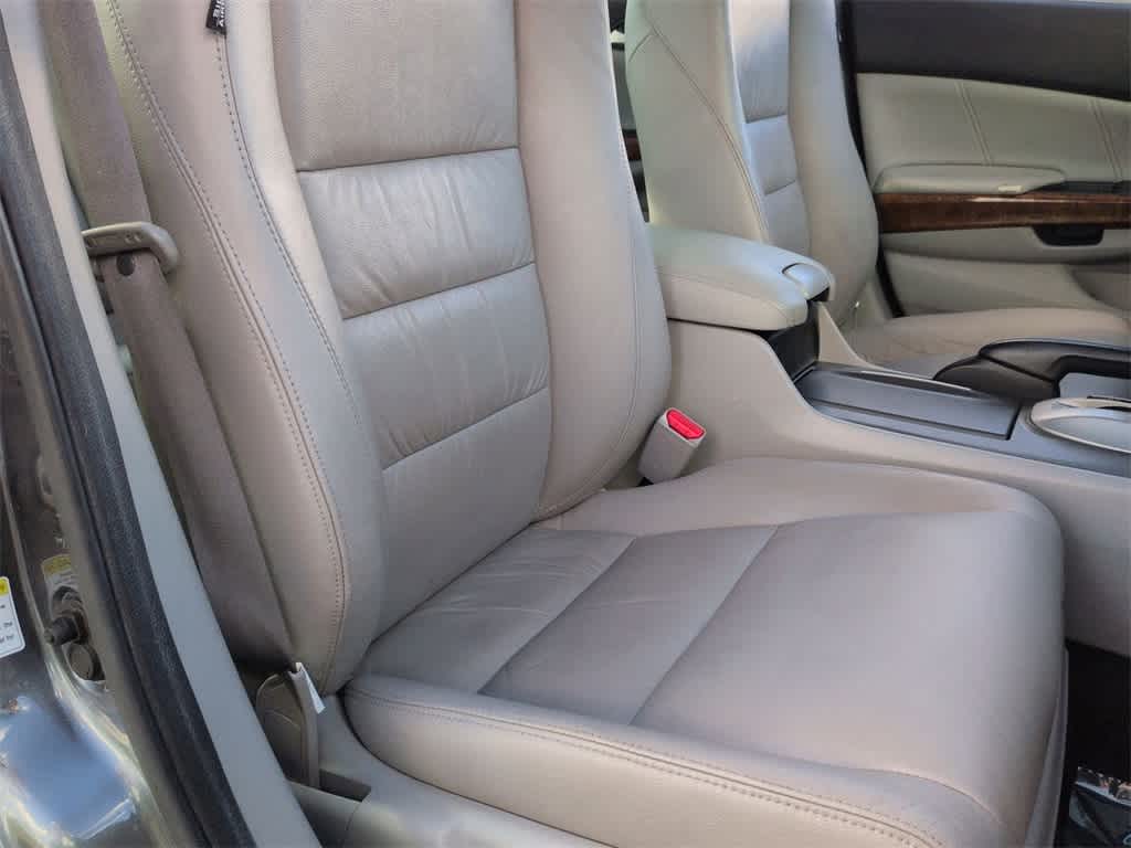 Thumbnail: 2011 Honda Accord - 24