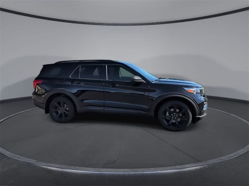 Thumbnail: 2021 Ford Explorer - 9