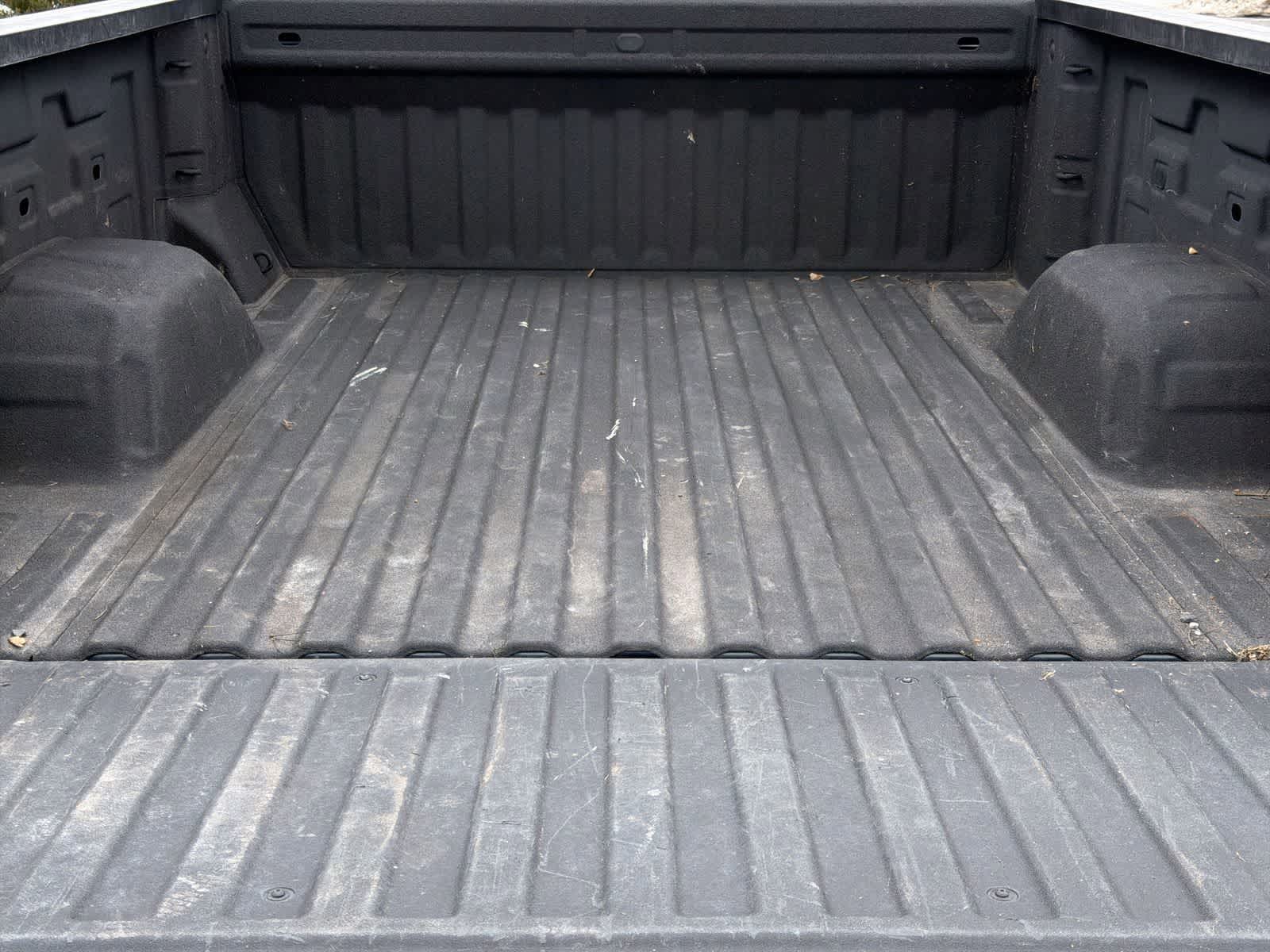 Thumbnail: 2019 Chevrolet Silverado 1500 - 34