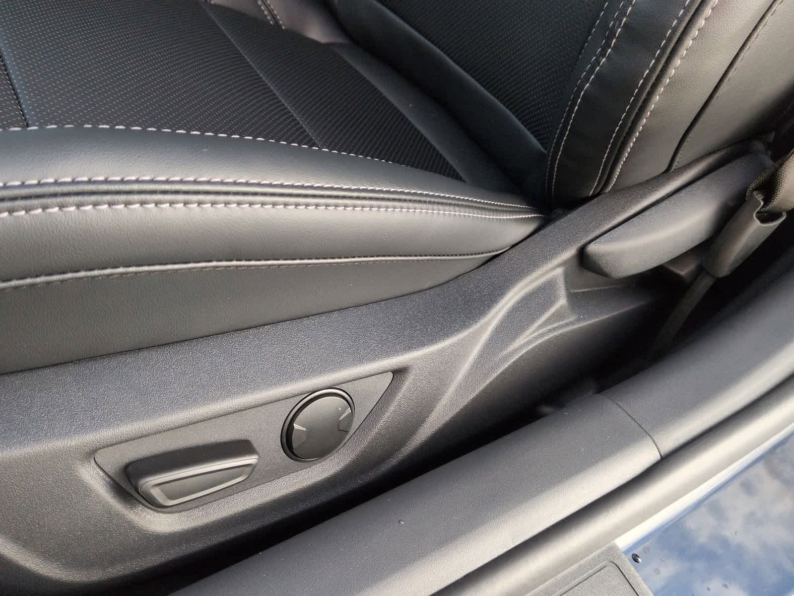 Thumbnail: 2026 Ford Mustang - 19