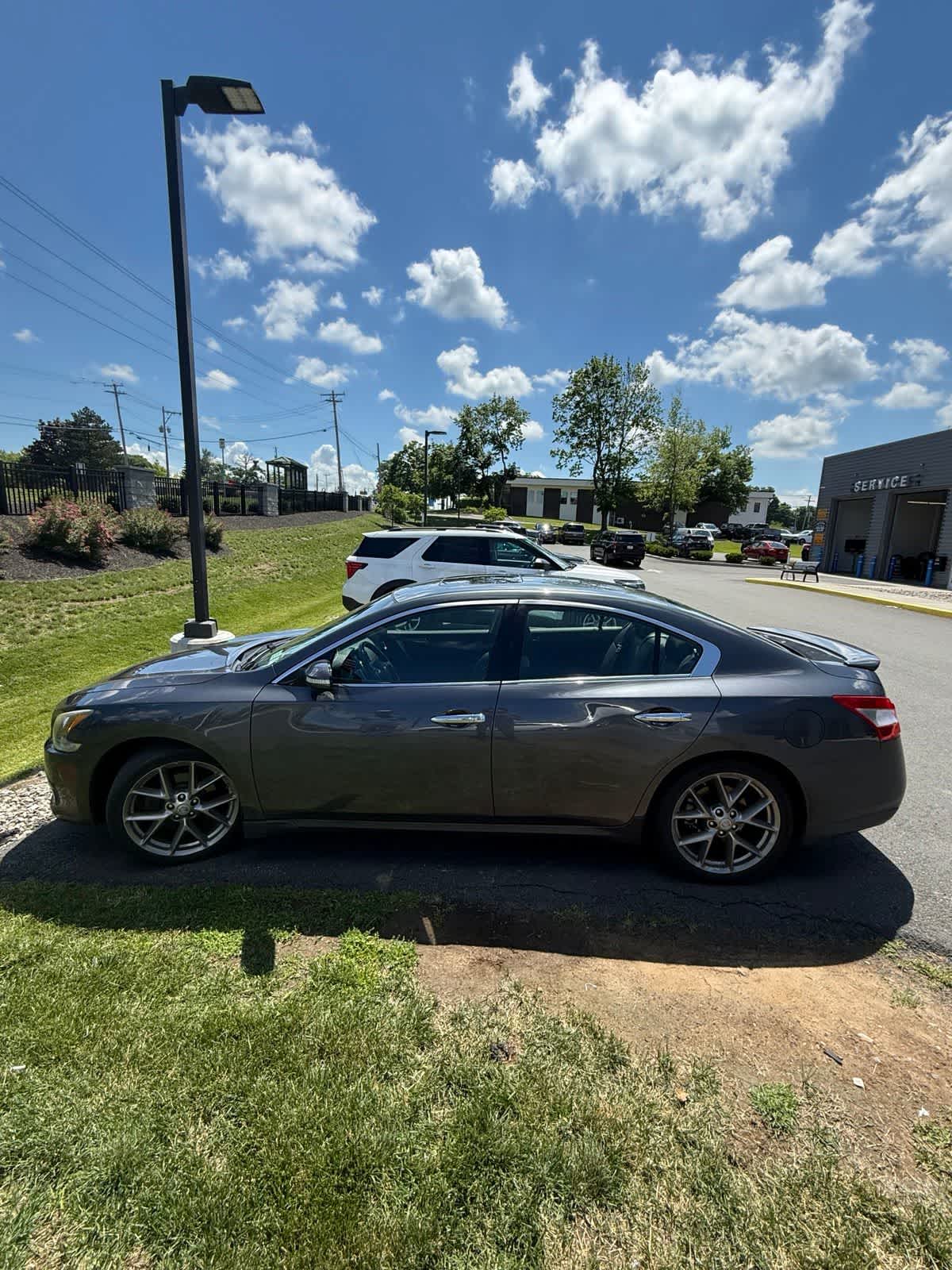 Thumbnail: 2011 Nissan Maxima - 2