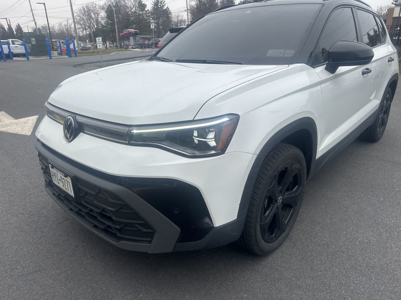 Thumbnail: 2025 Volkswagen Taos - 1