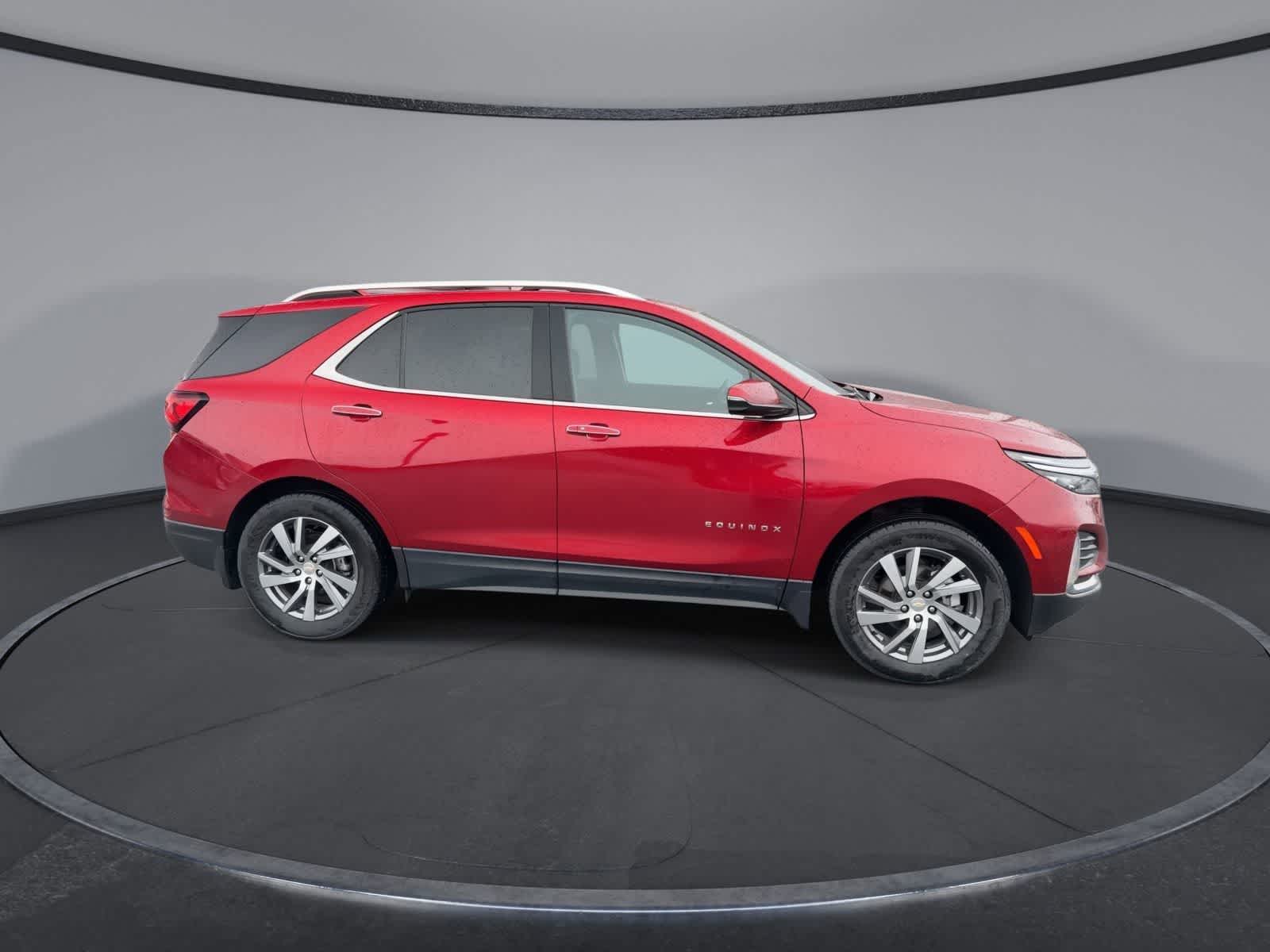 Thumbnail: 2023 Chevrolet Equinox - 9