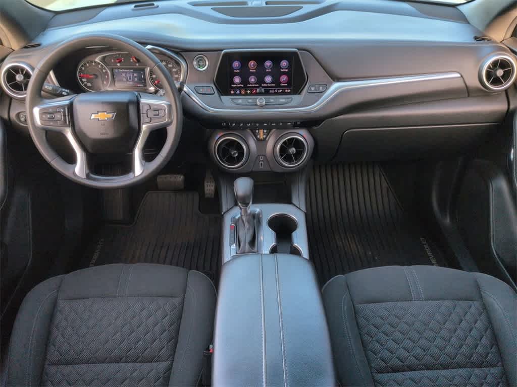 Thumbnail: 2022 Chevrolet Blazer - 16