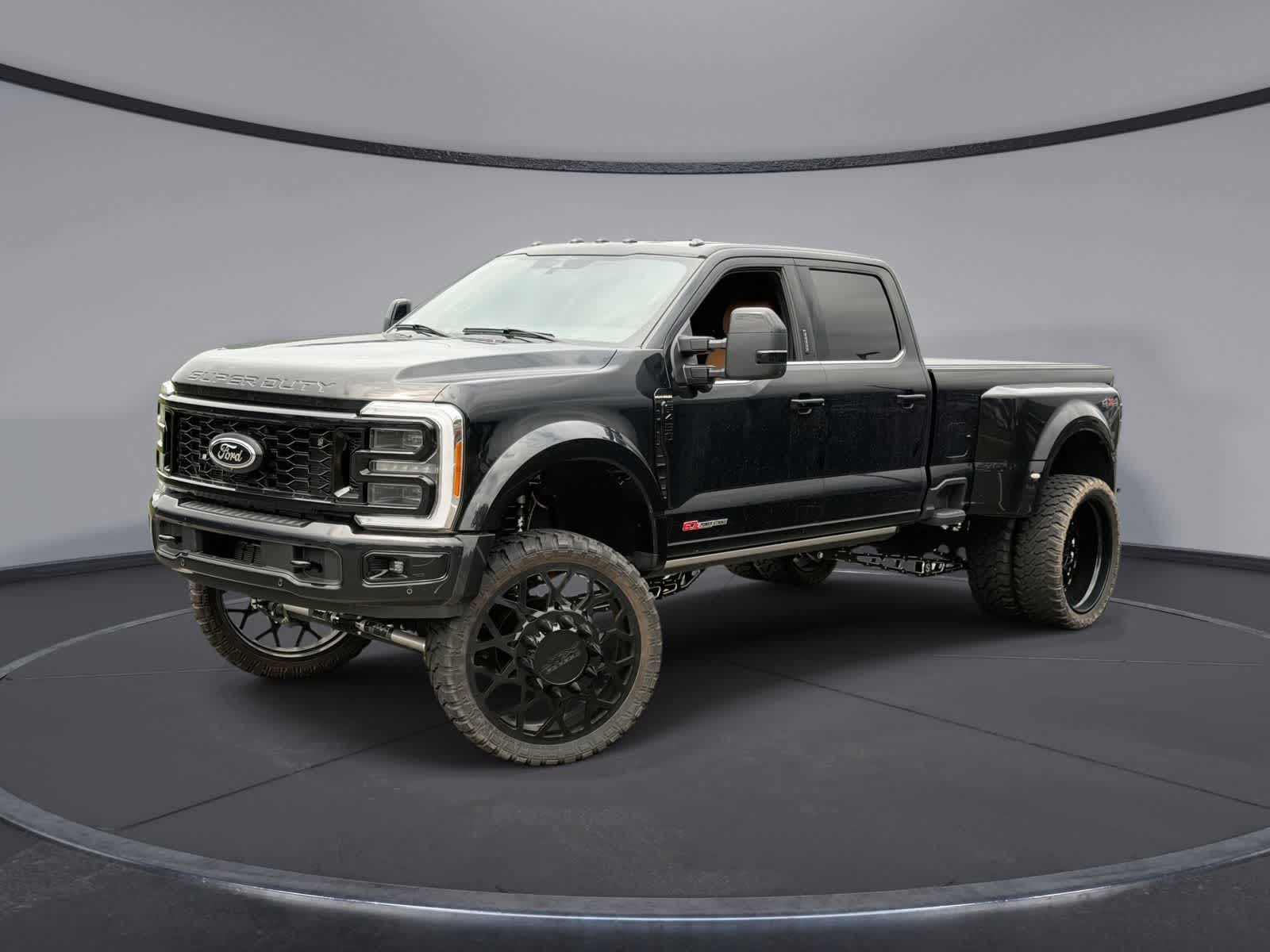 Thumbnail: 2023 Ford F-450 - 1