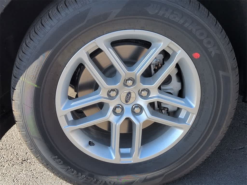 Thumbnail: 2026 Ford Explorer - 14