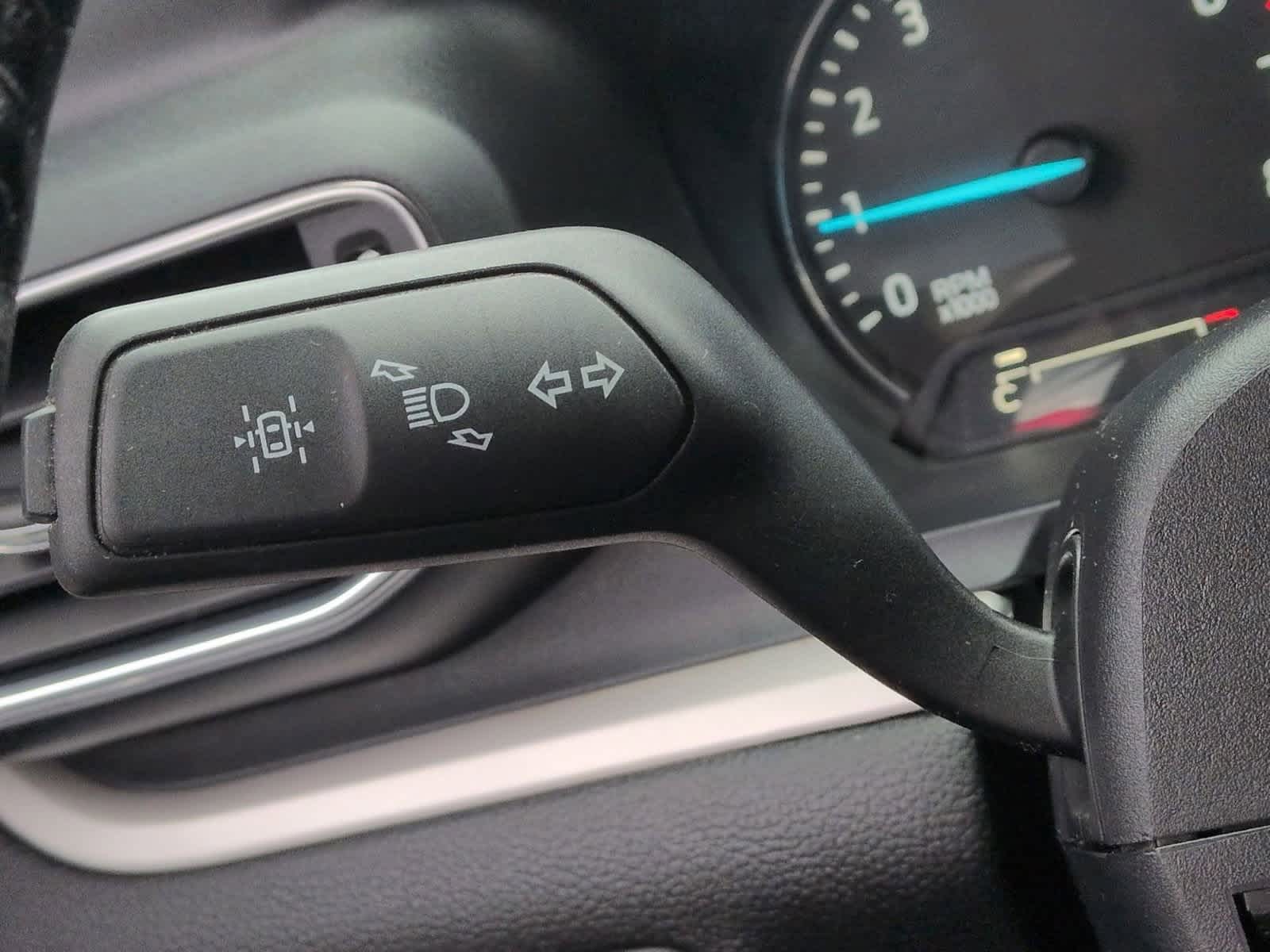 Thumbnail: 2022 Ford Explorer - 27