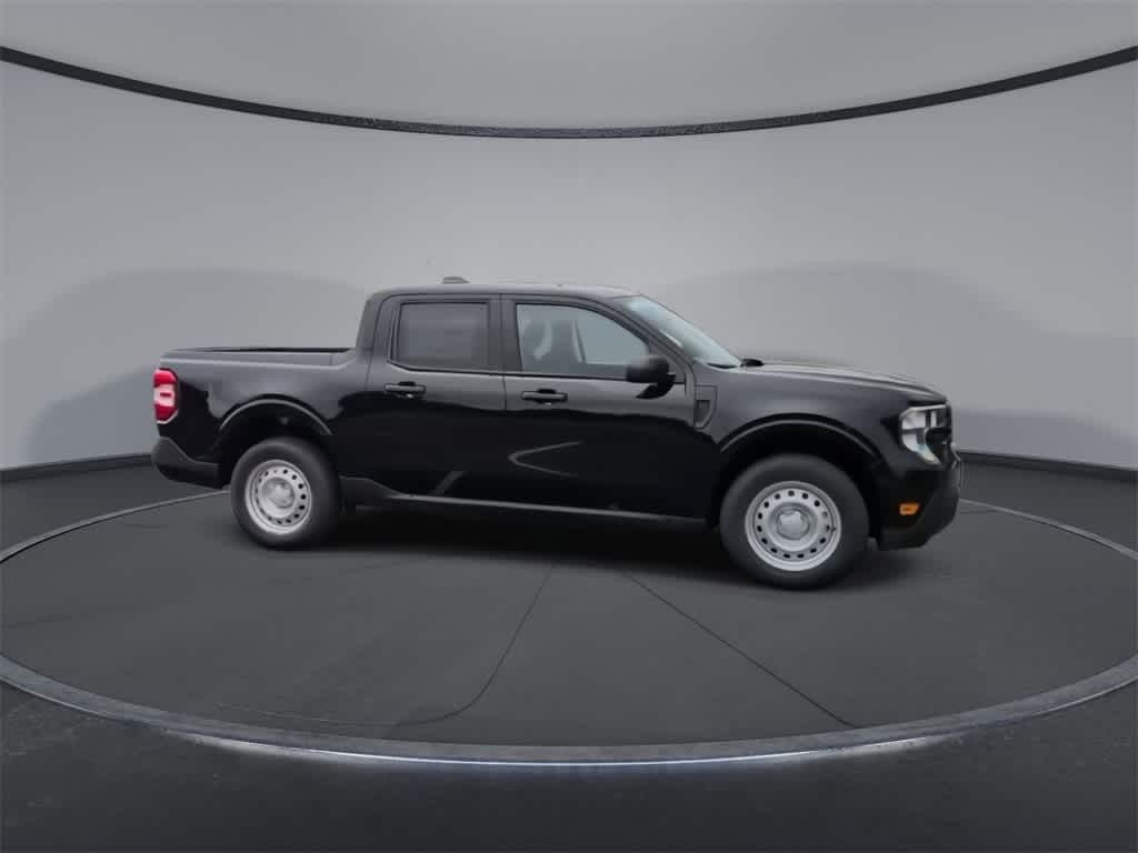 Thumbnail: 2025 Ford Maverick - 9
