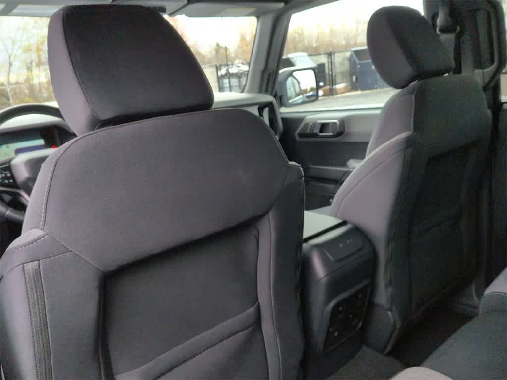 Thumbnail: 2022 Ford Bronco - 19