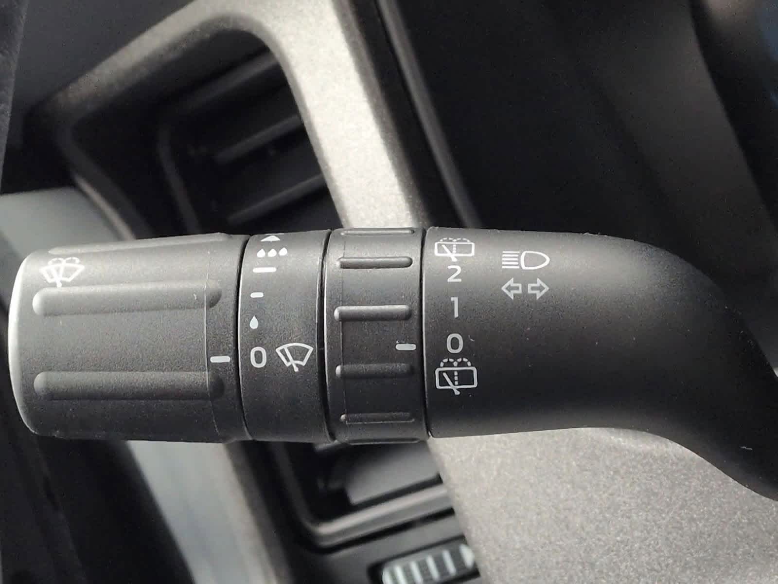 Thumbnail: 2025 Ford Bronco - 28