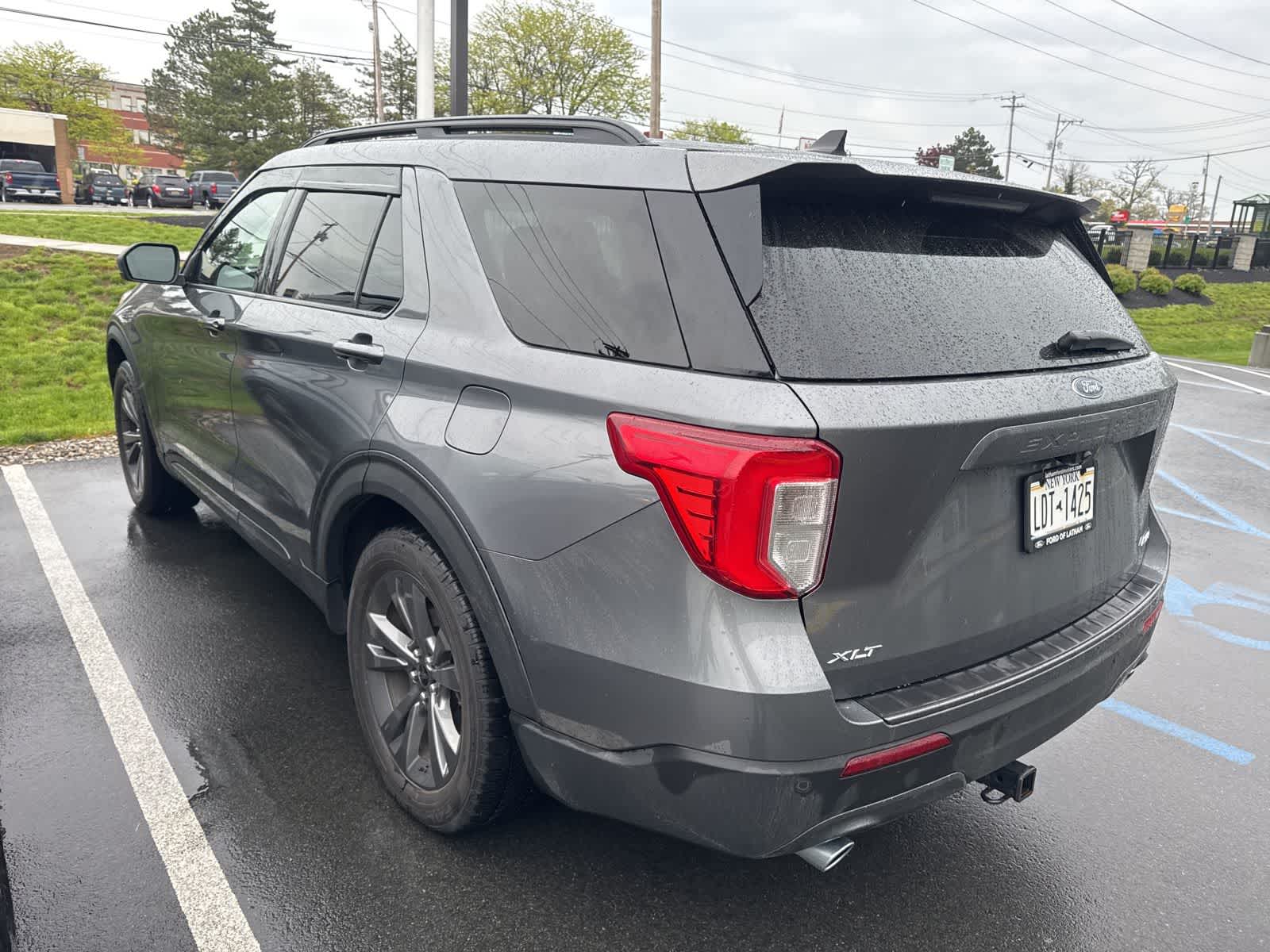 Thumbnail: 2021 Ford Explorer - 4