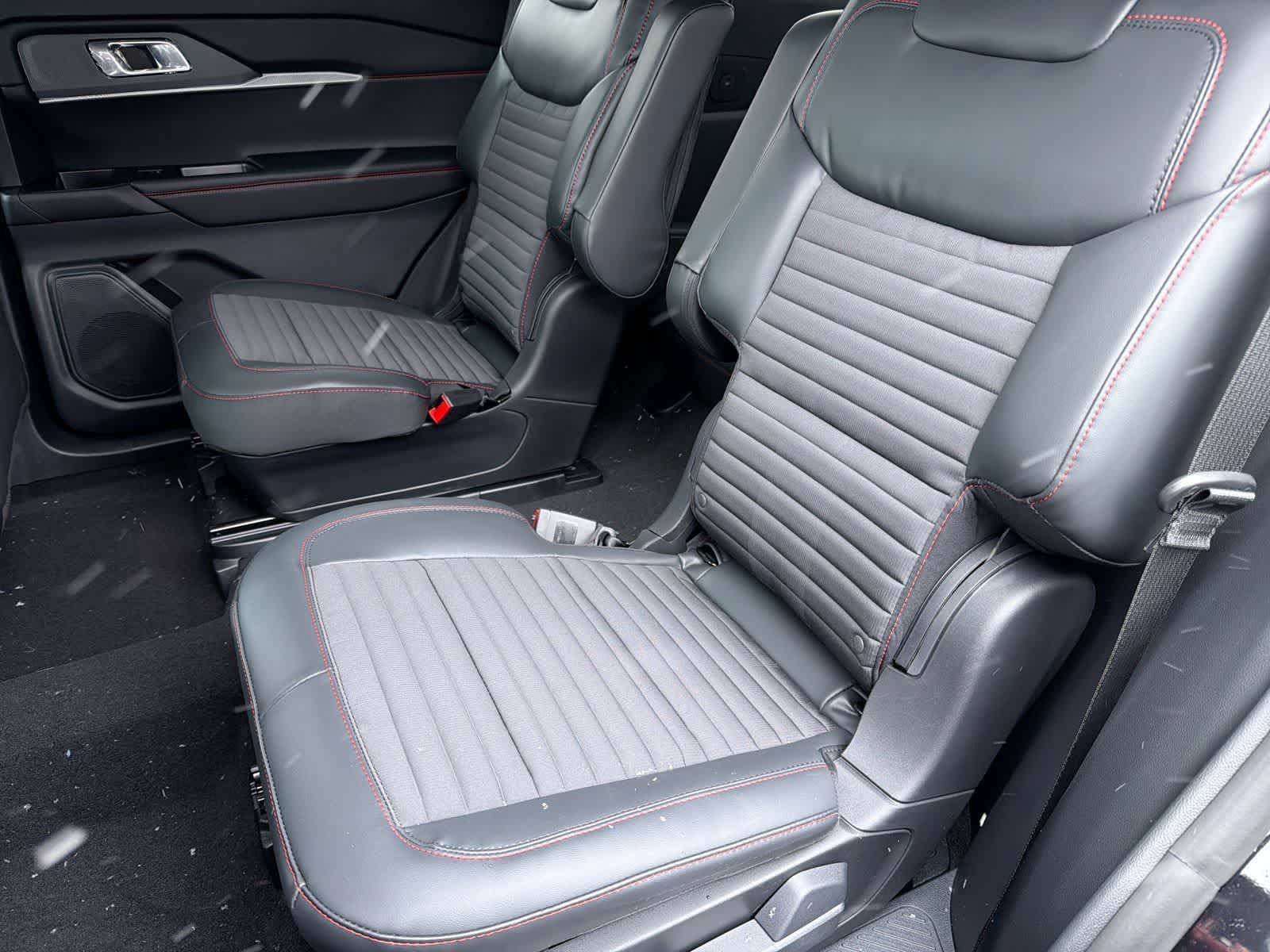 Thumbnail: 2026 Ford Explorer - 20