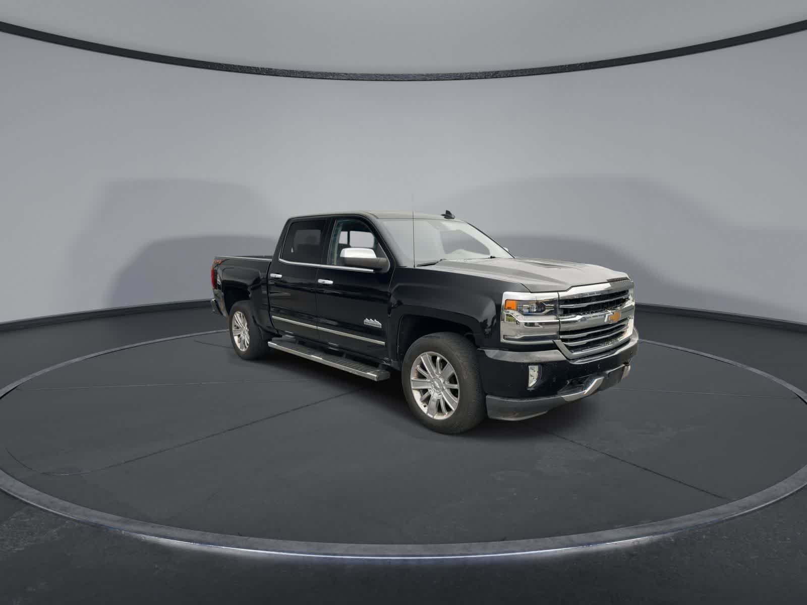 Thumbnail: 2018 Chevrolet Silverado 1500 - 2