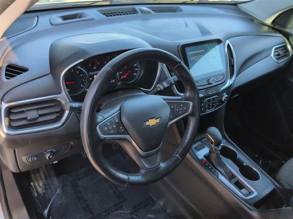 Thumbnail: 2022 Chevrolet Equinox - 10