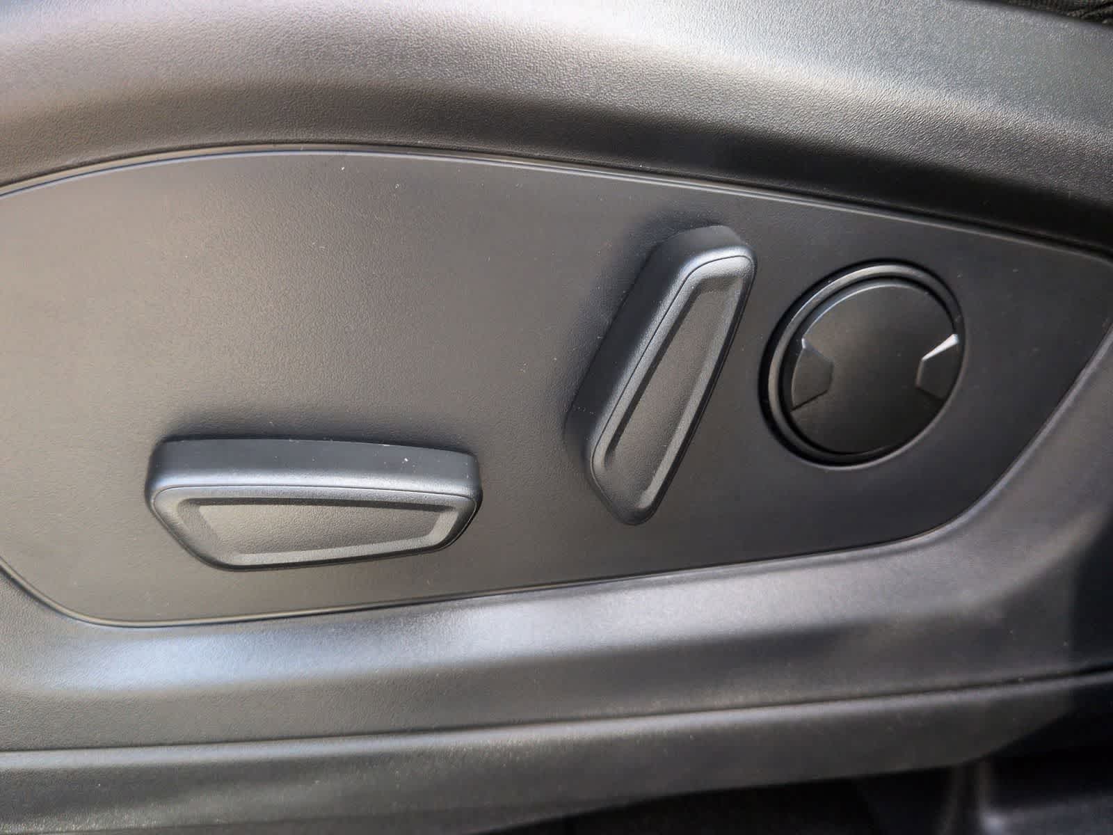 Thumbnail: 2026 Ford Explorer - 18