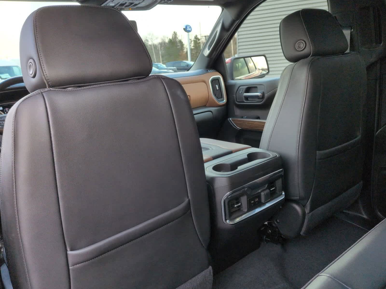 Thumbnail: 2022 Chevrolet Silverado 1500 - 19