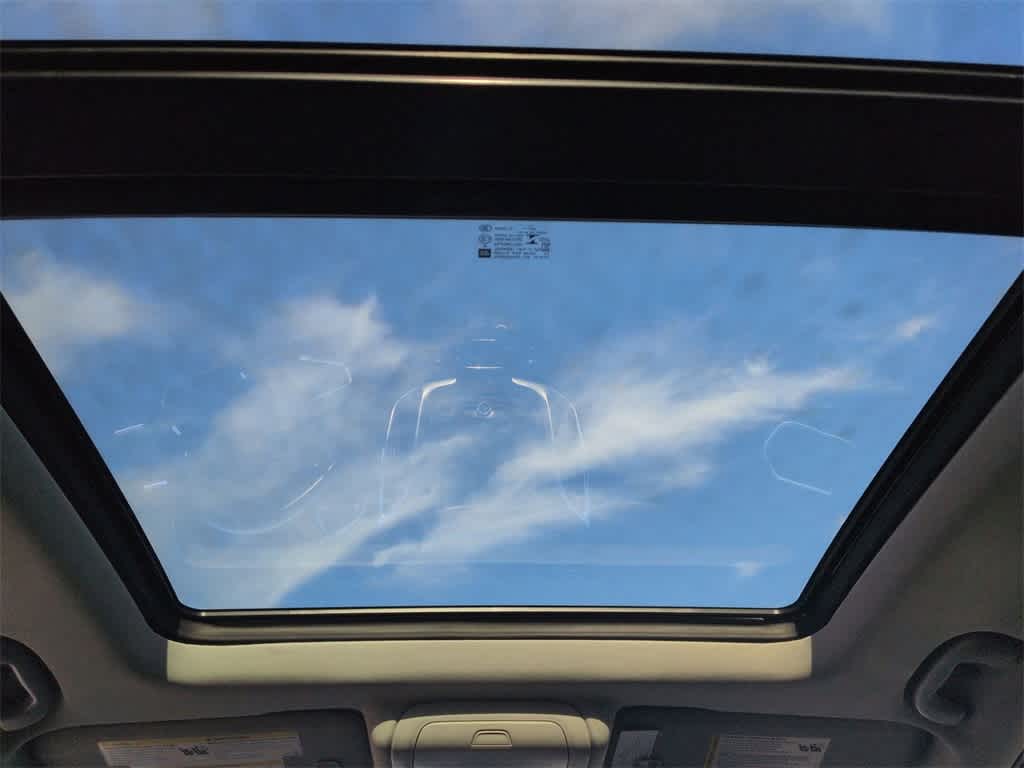 Thumbnail: 2022 Chevrolet Equinox - 23