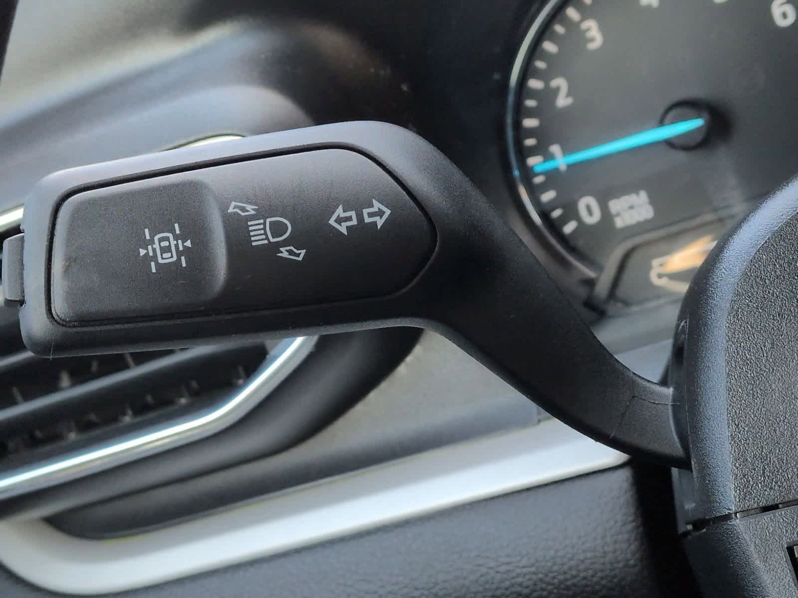 Thumbnail: 2023 Ford Explorer - 27