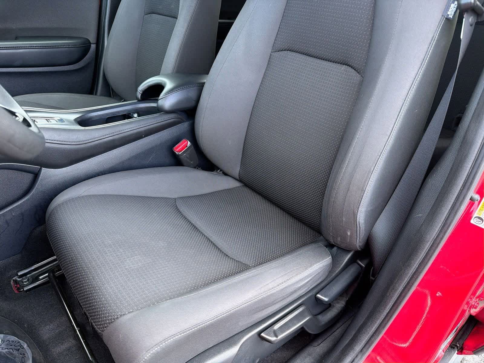 Thumbnail: 2019 Honda HR-V - 17