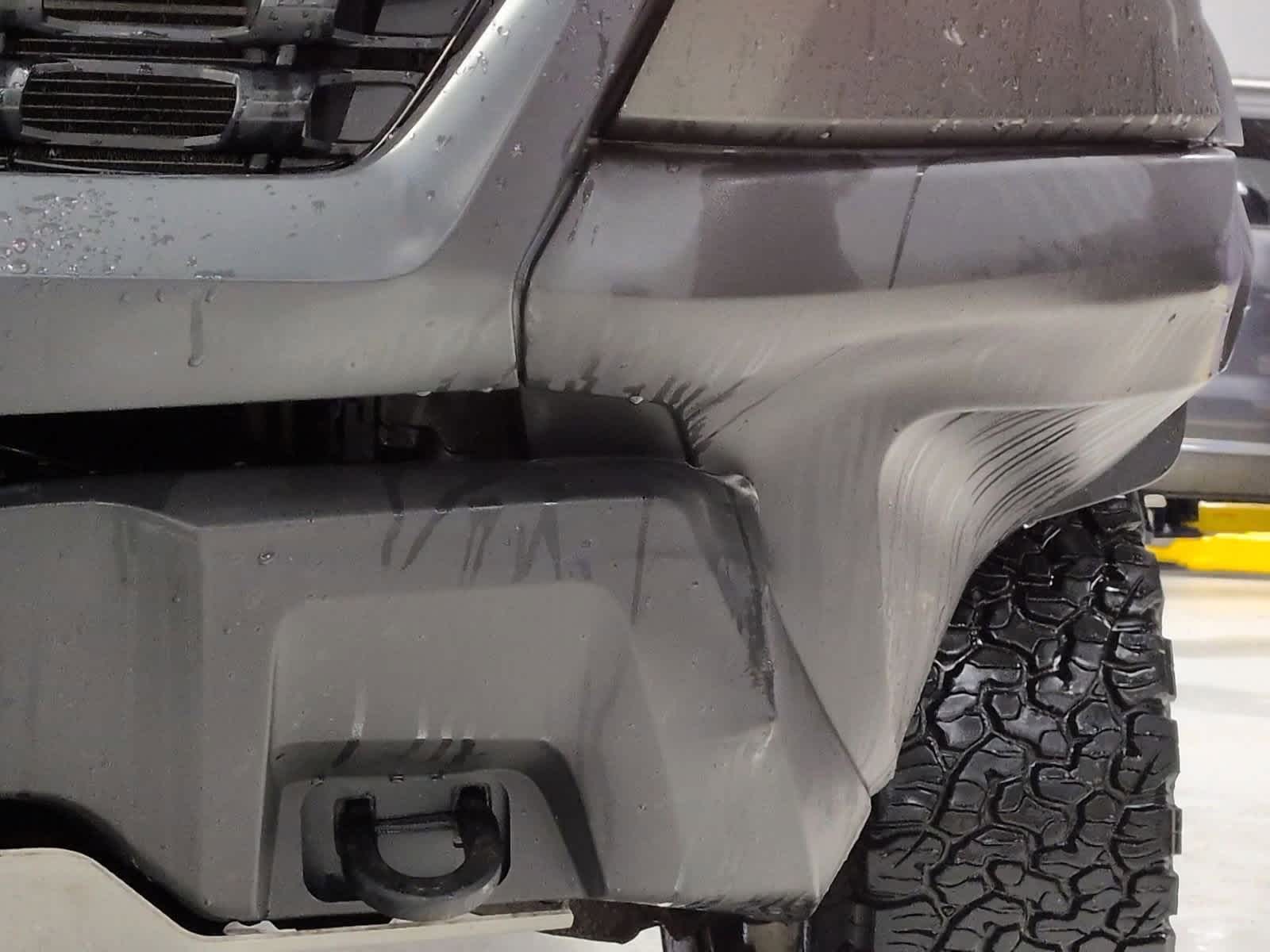 Thumbnail: 2017 Chevrolet Colorado - 3