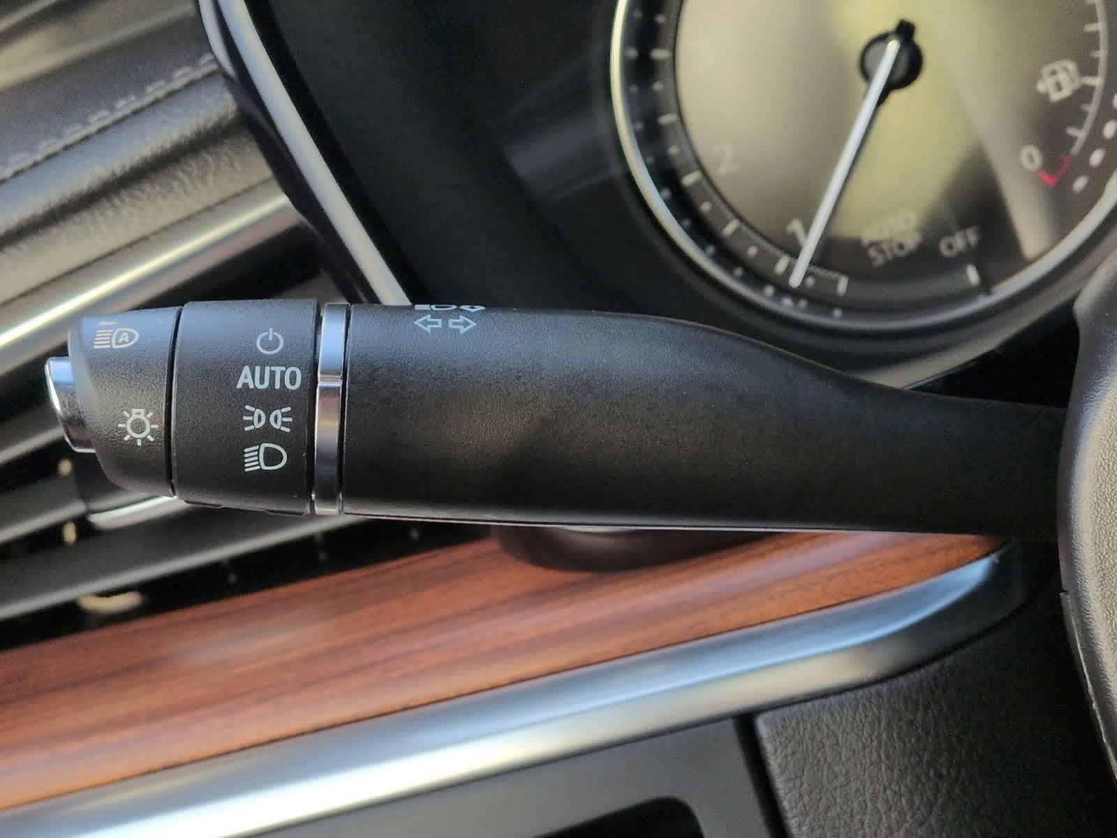 Thumbnail: 2025 Cadillac XT5 - 29