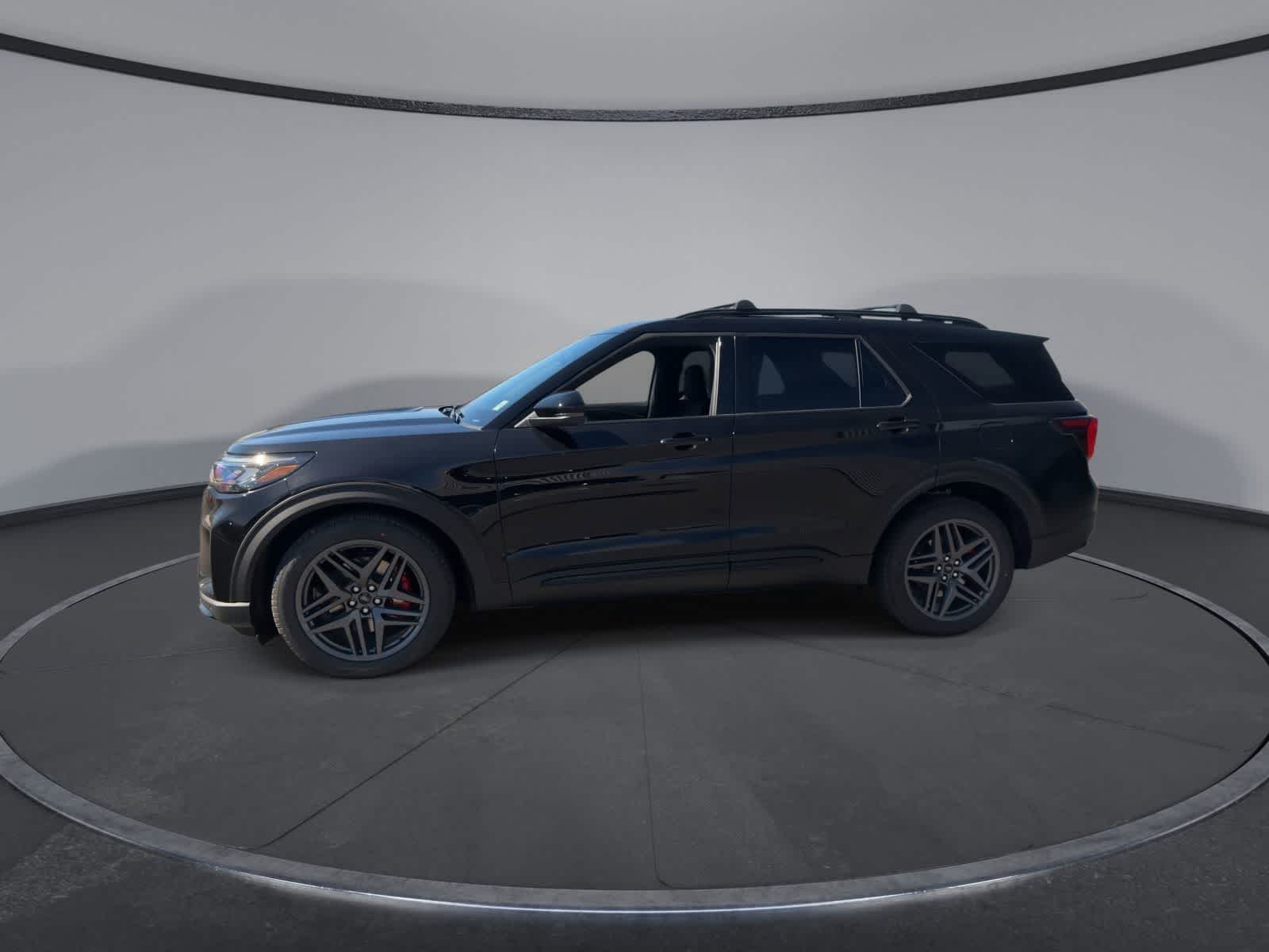 Thumbnail: 2026 Ford Explorer - 5