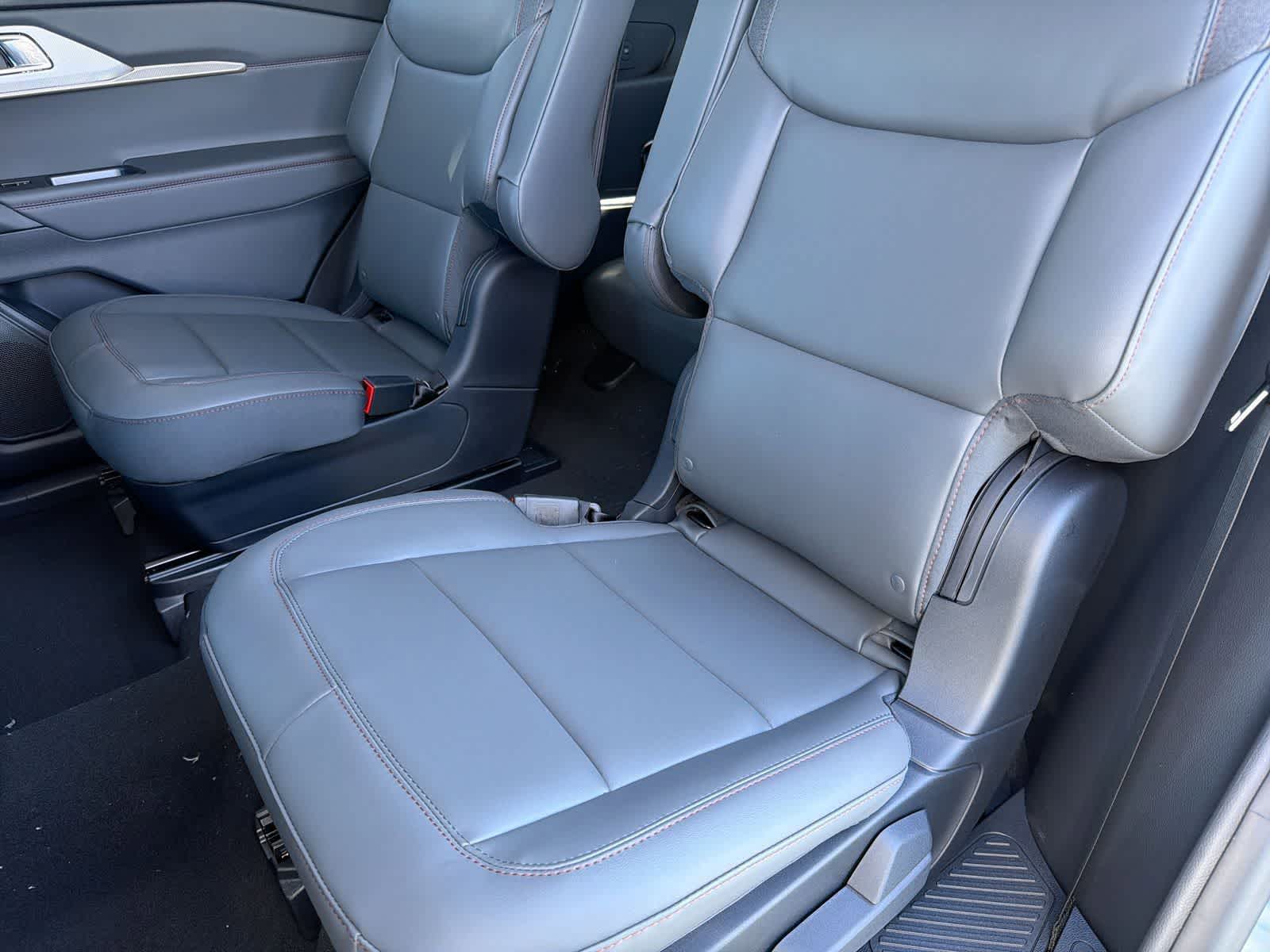 Thumbnail: 2026 Ford Explorer - 20