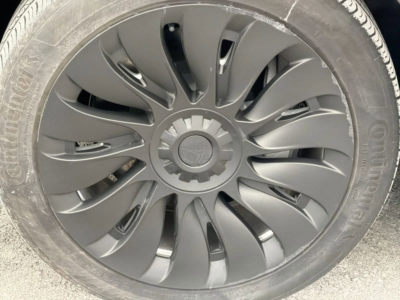 Thumbnail: 2022 Tesla Model Y - 14