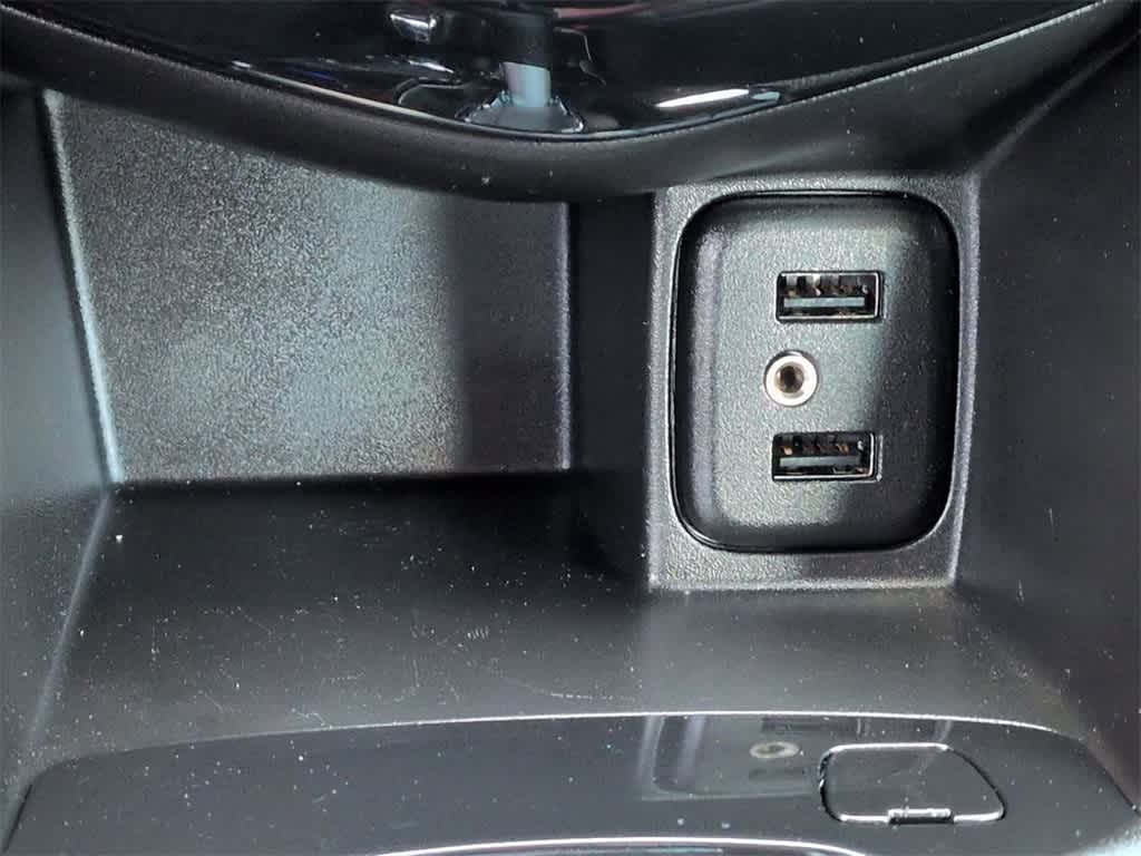 Thumbnail: 2019 Chevrolet Sonic - 31