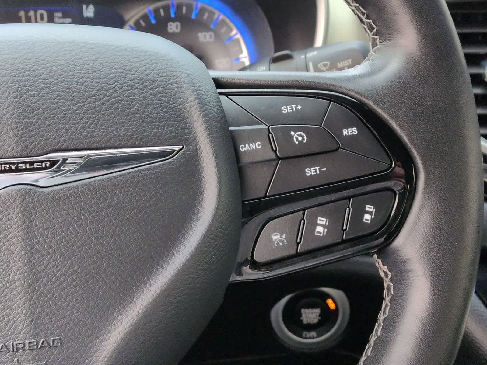 Thumbnail: 2020 Chrysler Pacifica - 25