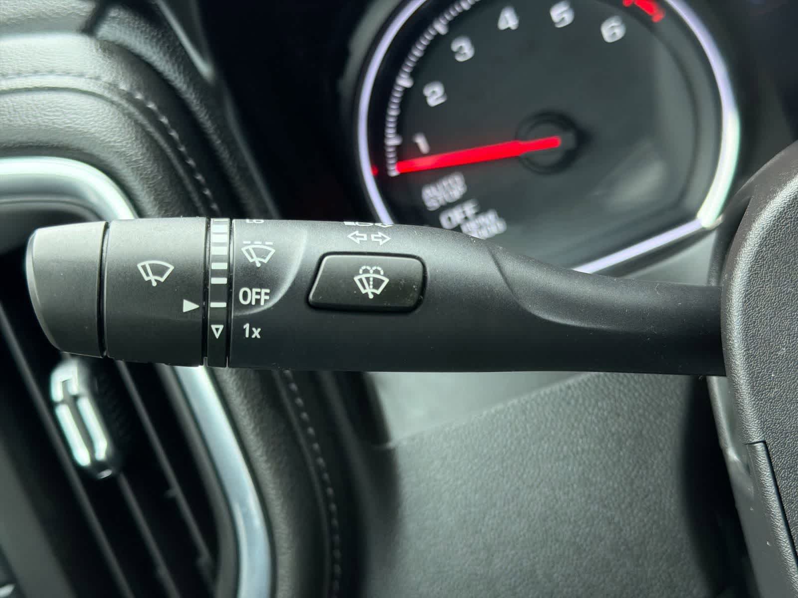 Thumbnail: 2021 Chevrolet Silverado 1500 - 26