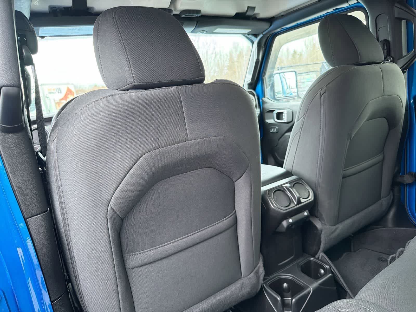 Thumbnail: 2021 Jeep Gladiator - 19