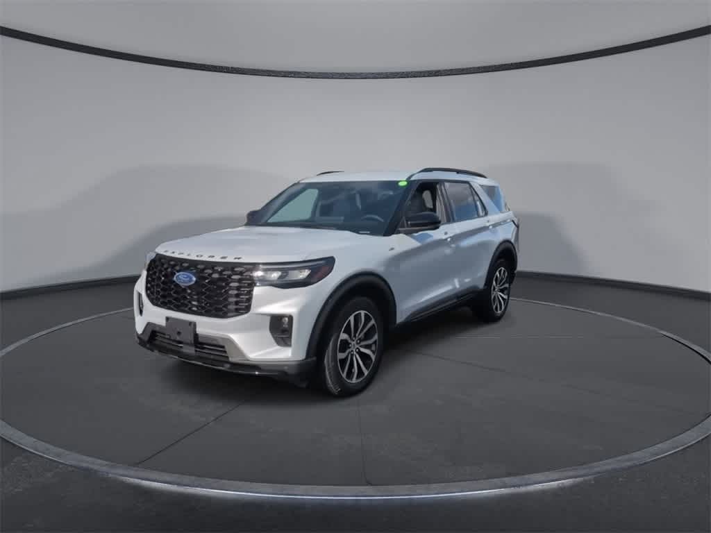 Thumbnail: 2026 Ford Explorer - 3