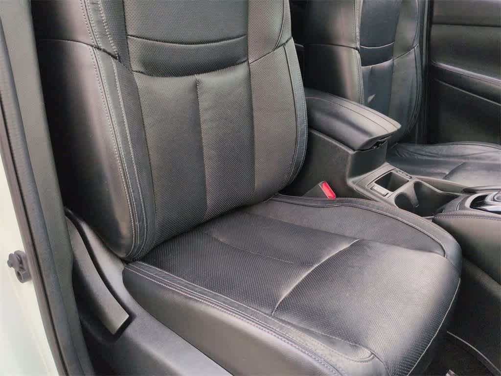 Thumbnail: 2017 Nissan Rogue Sport - 22