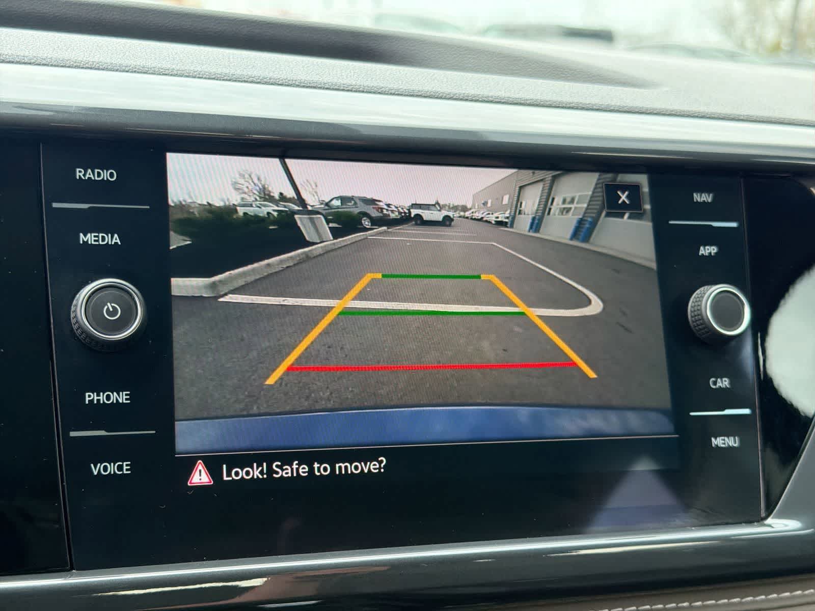 Thumbnail: 2023 Volkswagen Taos - 30