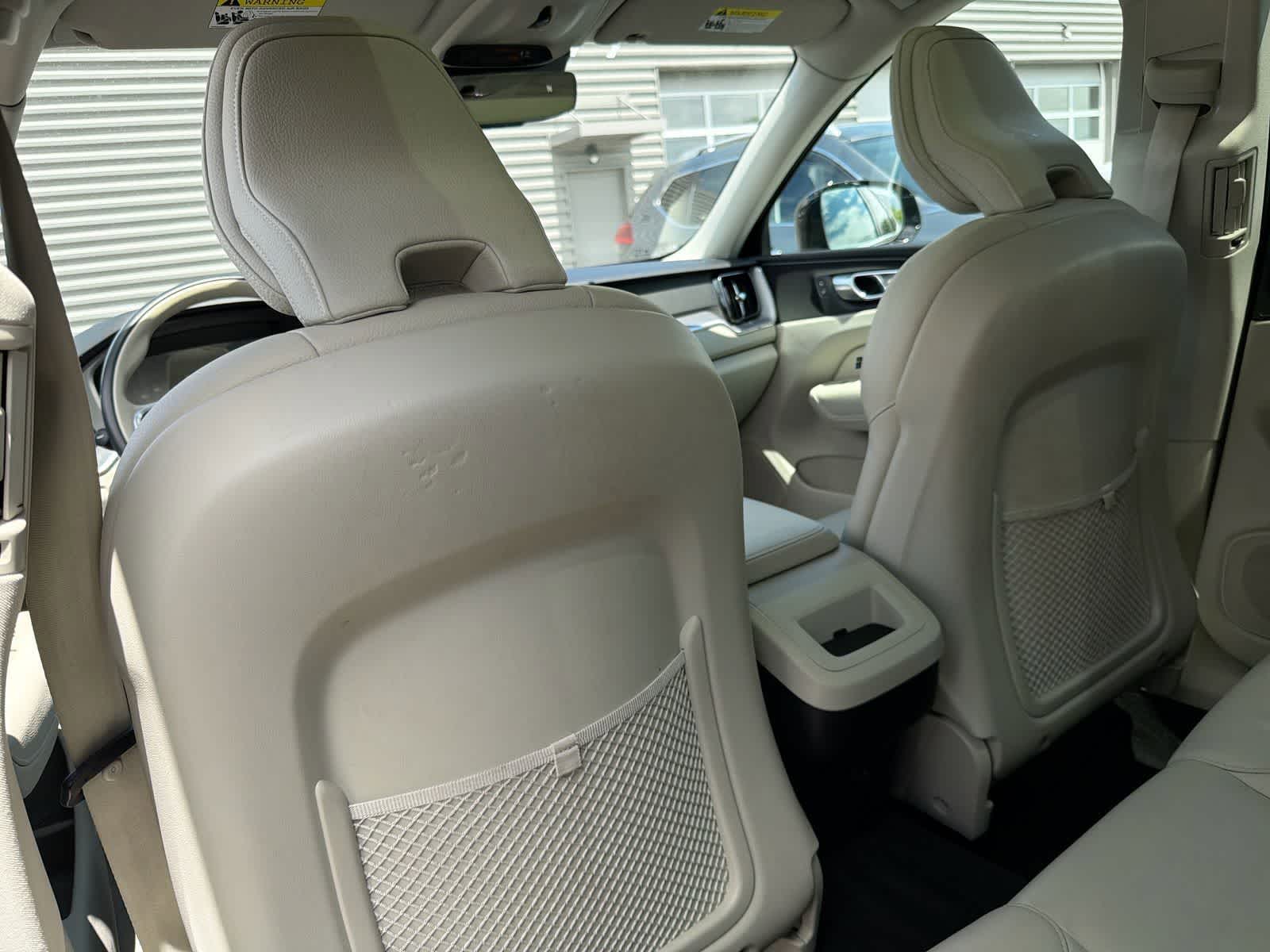 Thumbnail: 2021 Volvo XC60 - 19
