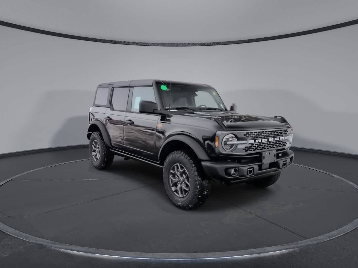 Thumbnail: 2025 Ford Bronco - 2