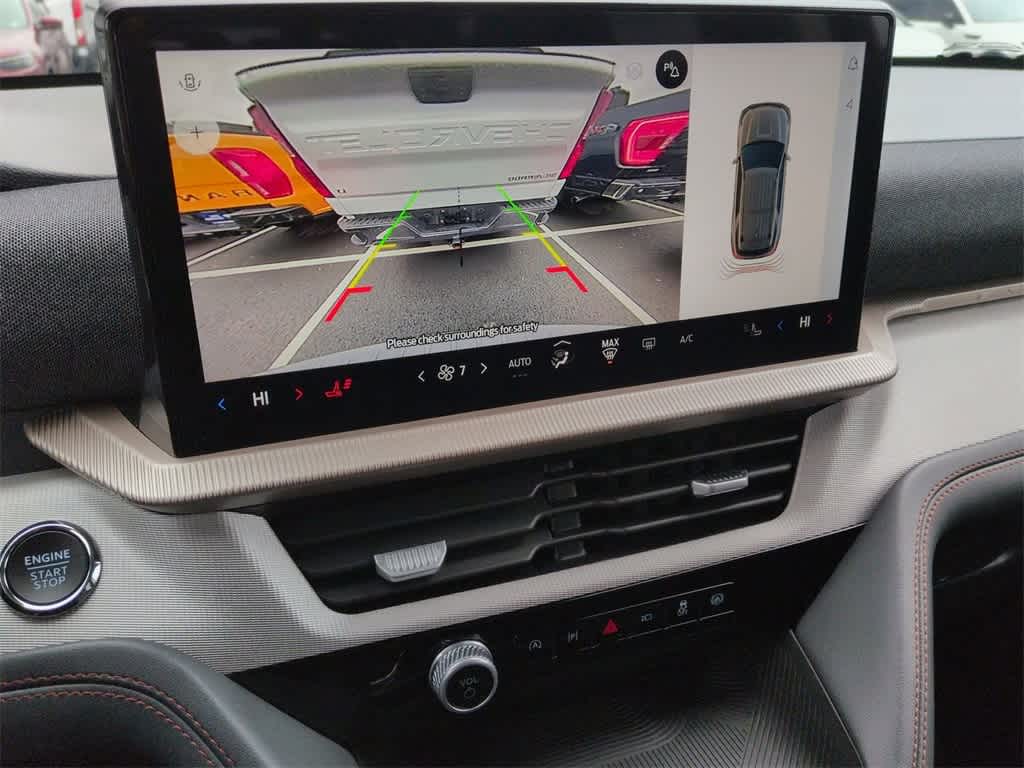 Thumbnail: 2025 Ford Explorer - 30