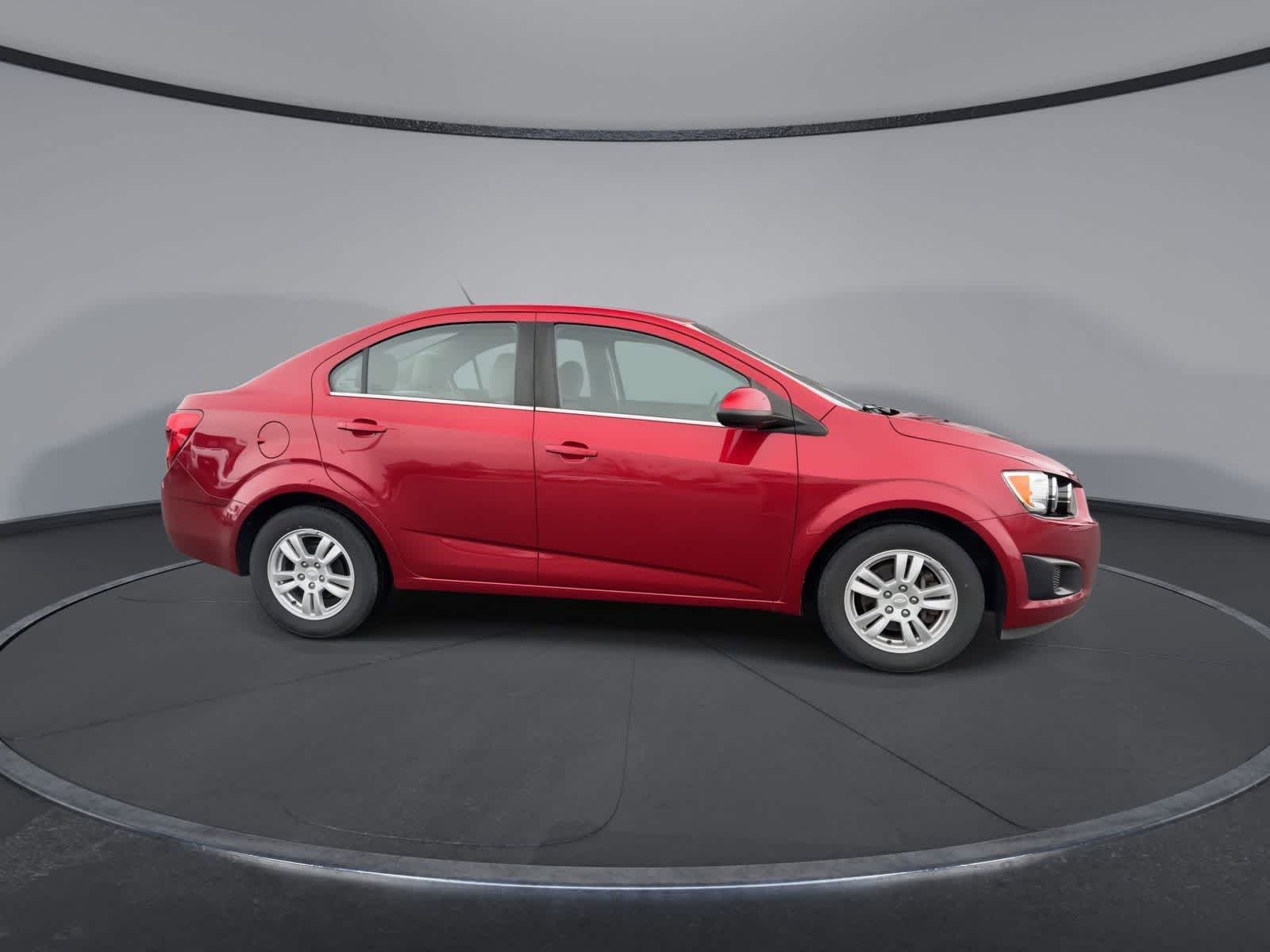 Thumbnail: 2013 Chevrolet Sonic - 9